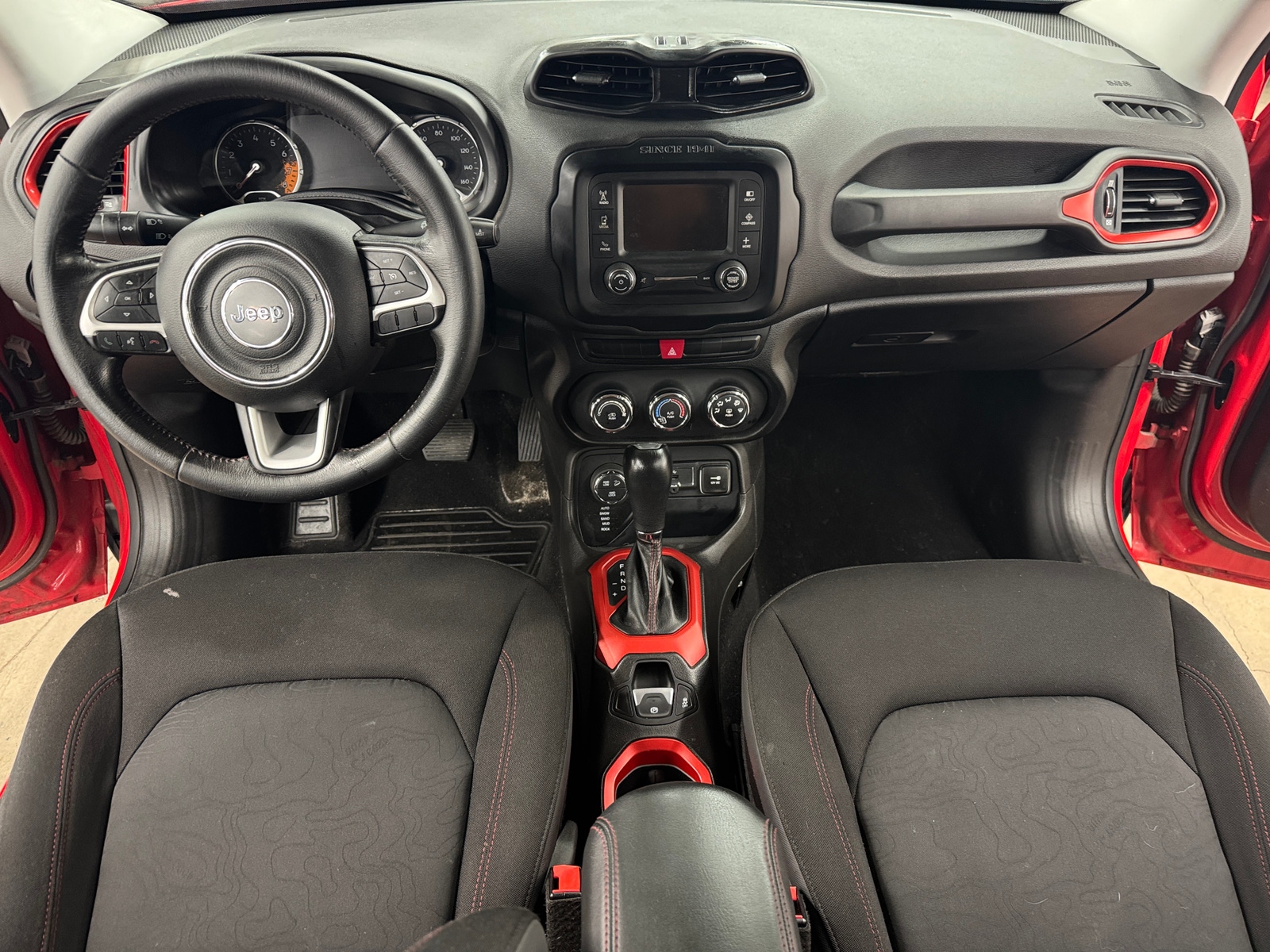 Thumbnail: 2015 Jeep Renegade - 3