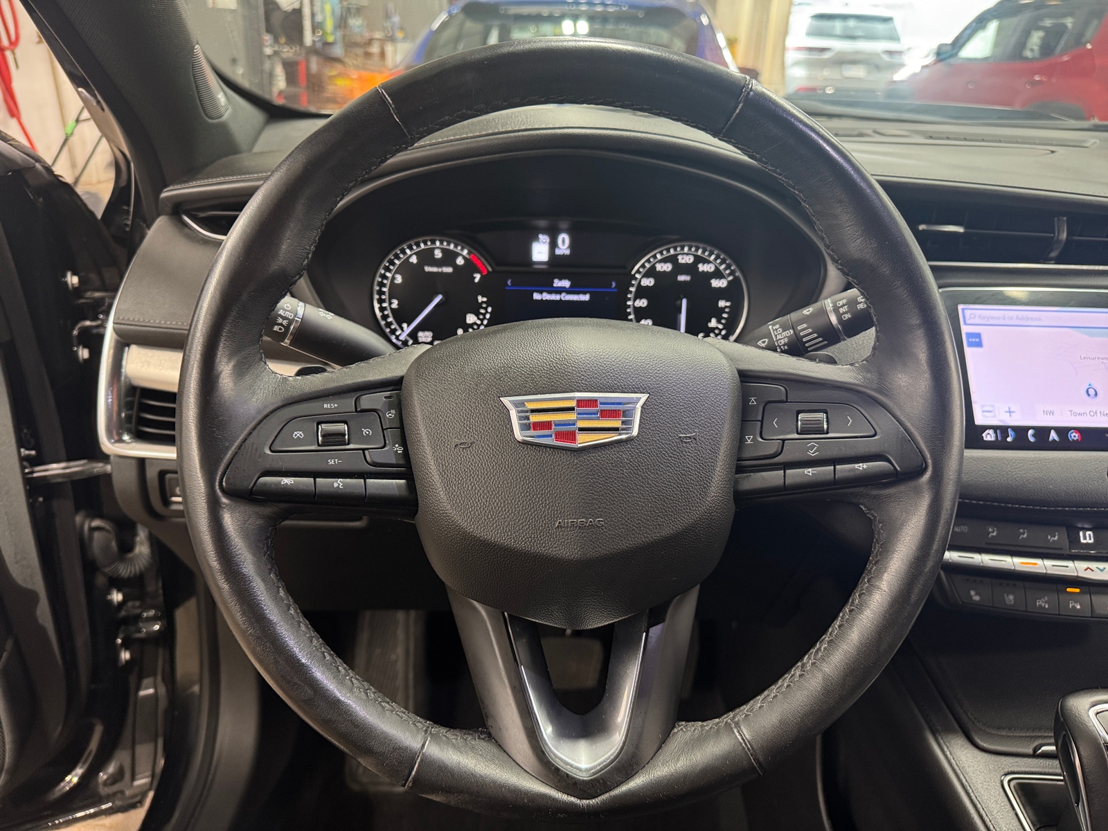 Thumbnail: 2019 Cadillac XT4 - 4