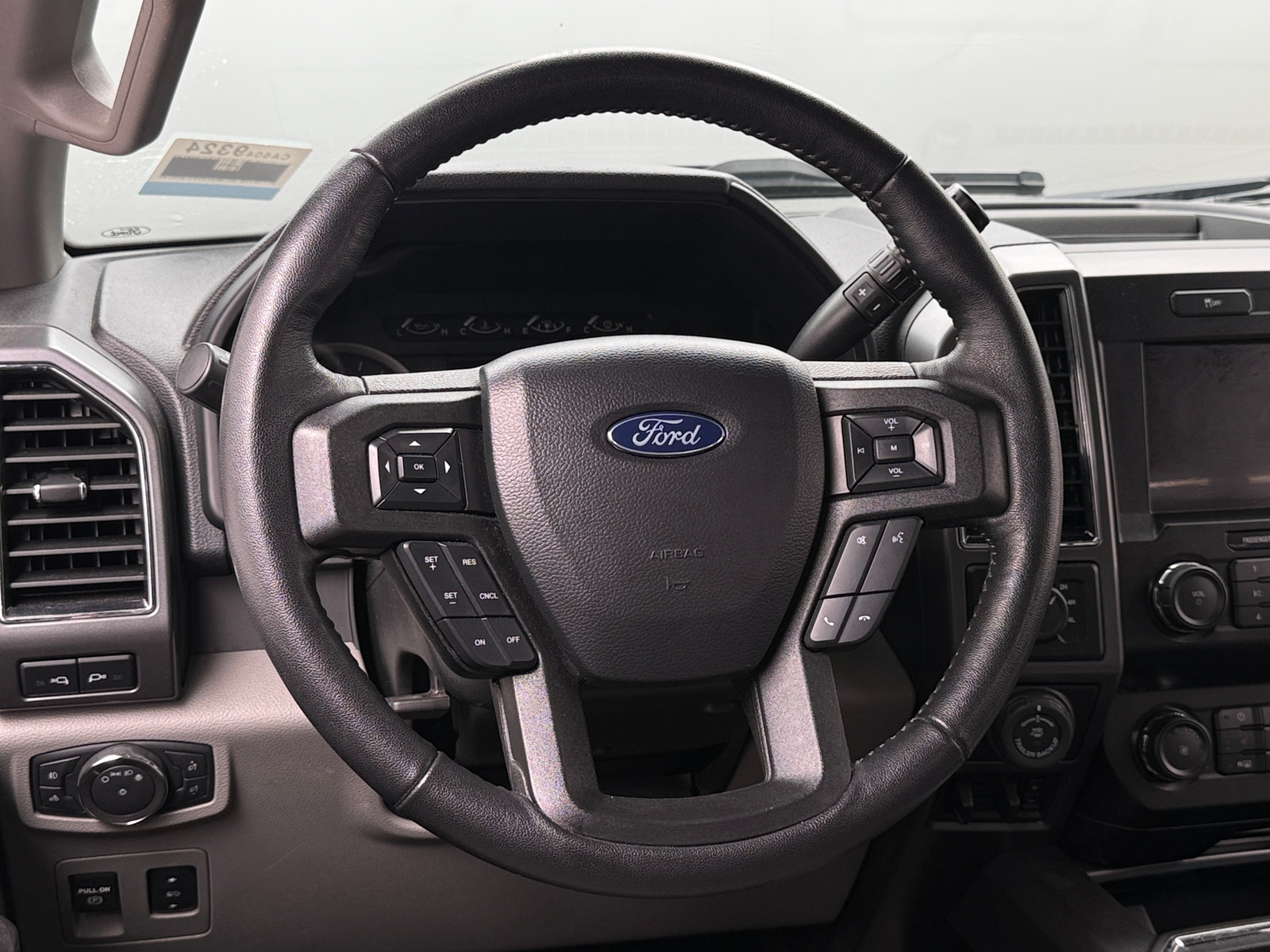 Thumbnail: 2020 Ford Econoline - 5