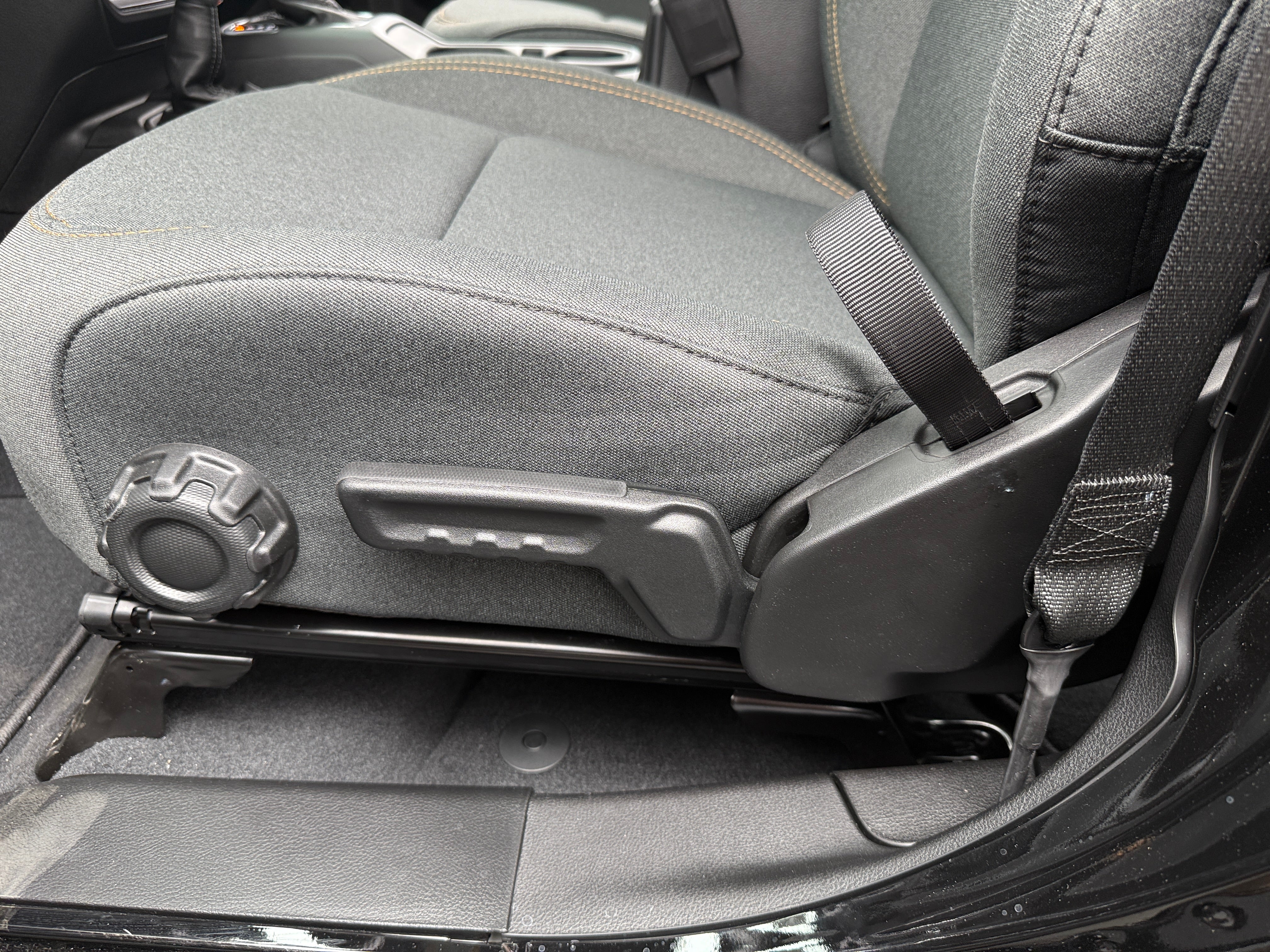 2026 Jeep Wrangler 4-Door Sport - Photo 6