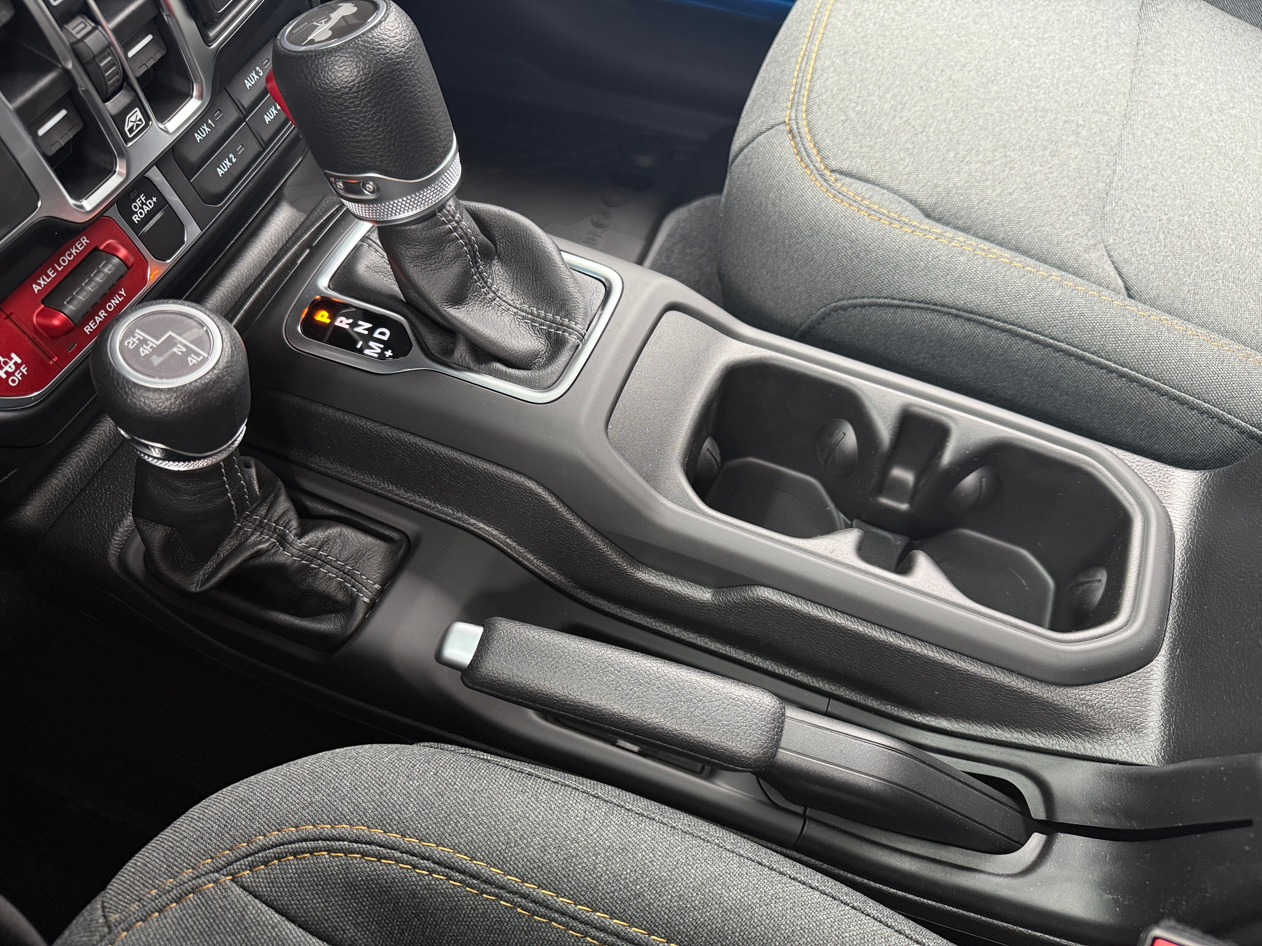 2026 Jeep Wrangler 4-Door Willys - Photo 7