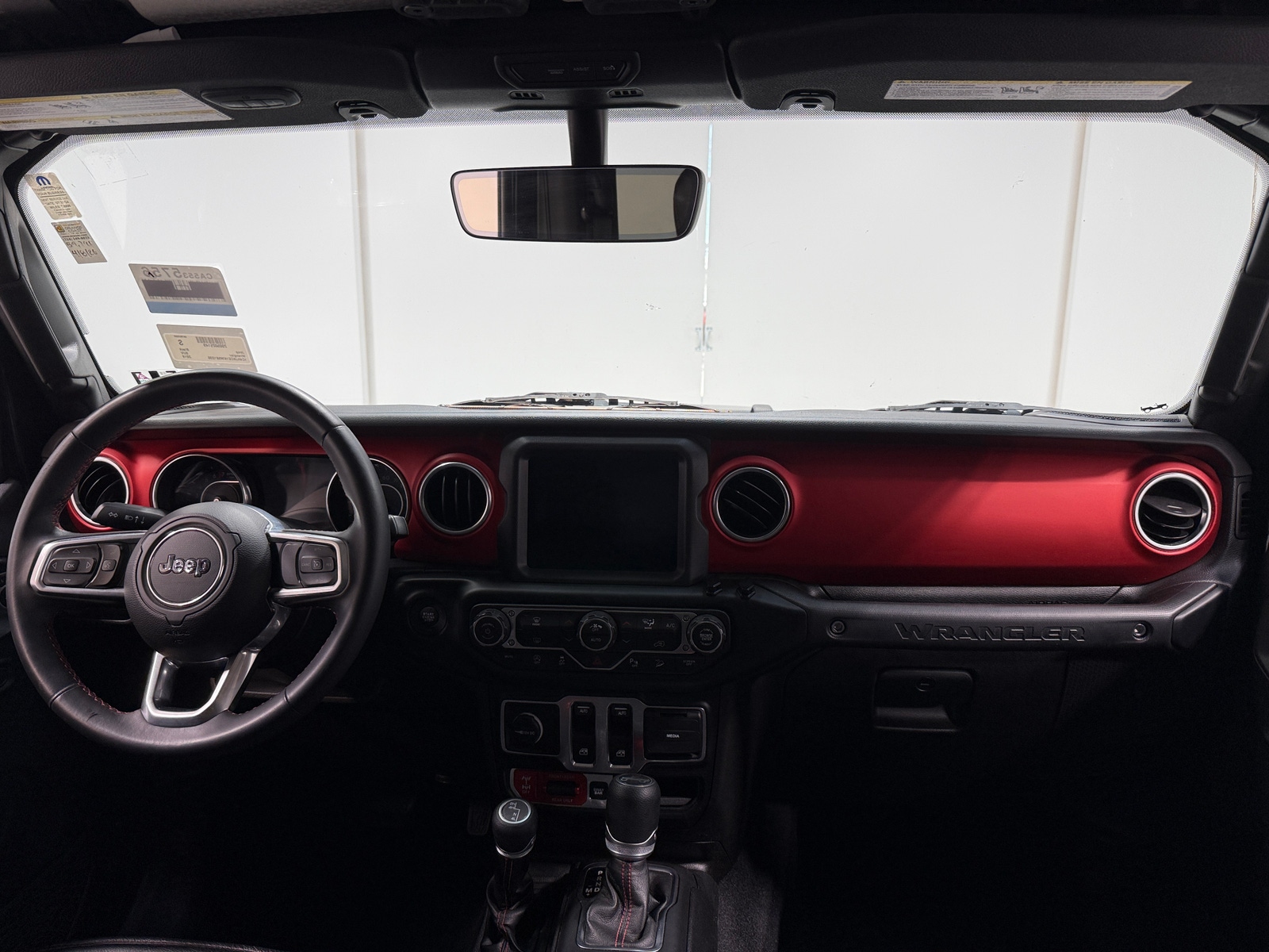 Thumbnail: 2019 Jeep Wrangler - 3