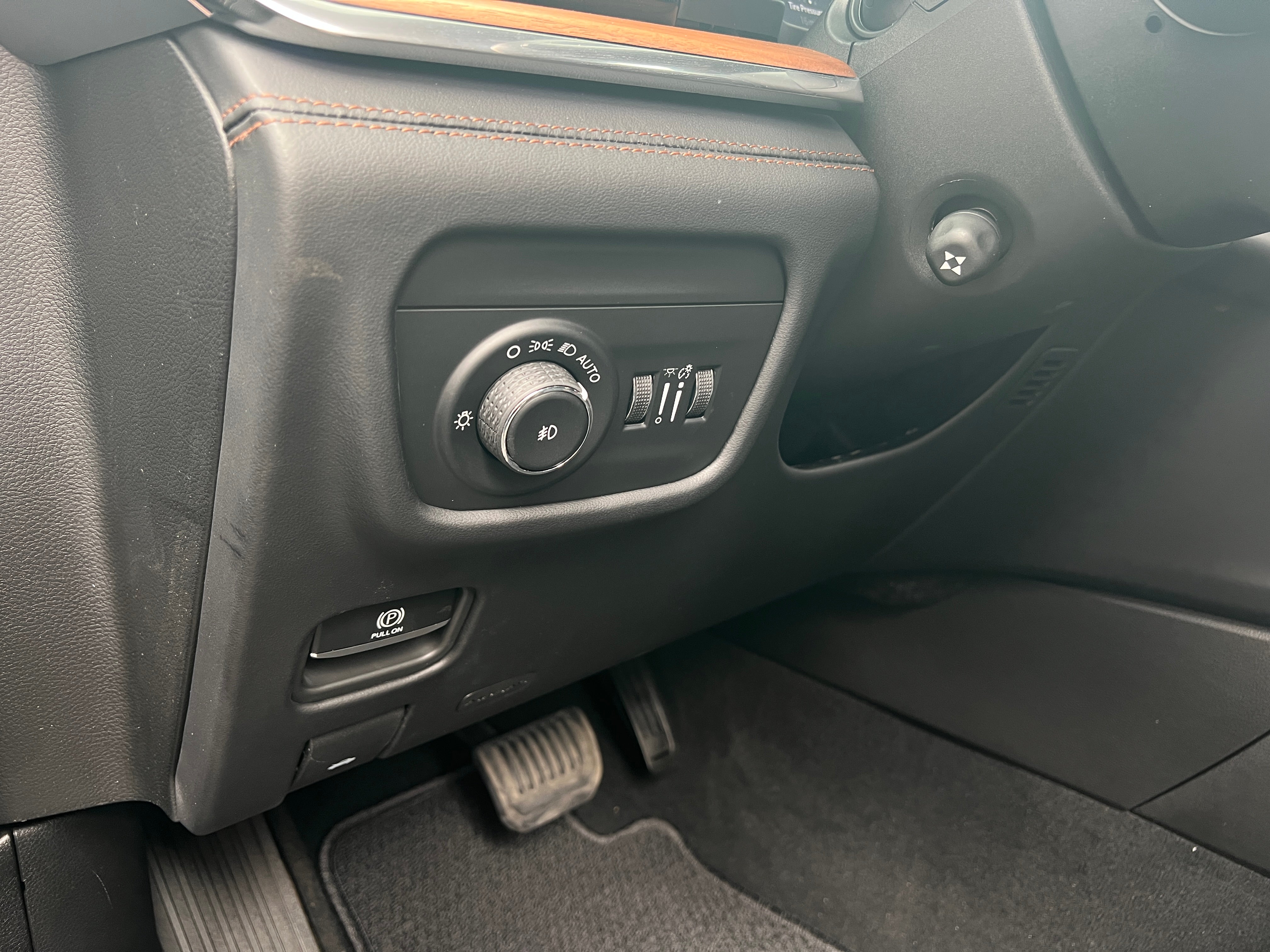 2026 Jeep Grand Cherokee Summit - Photo 10