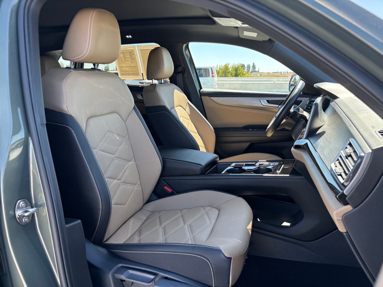 Thumbnail: 2026 Volkswagen Atlas - 2