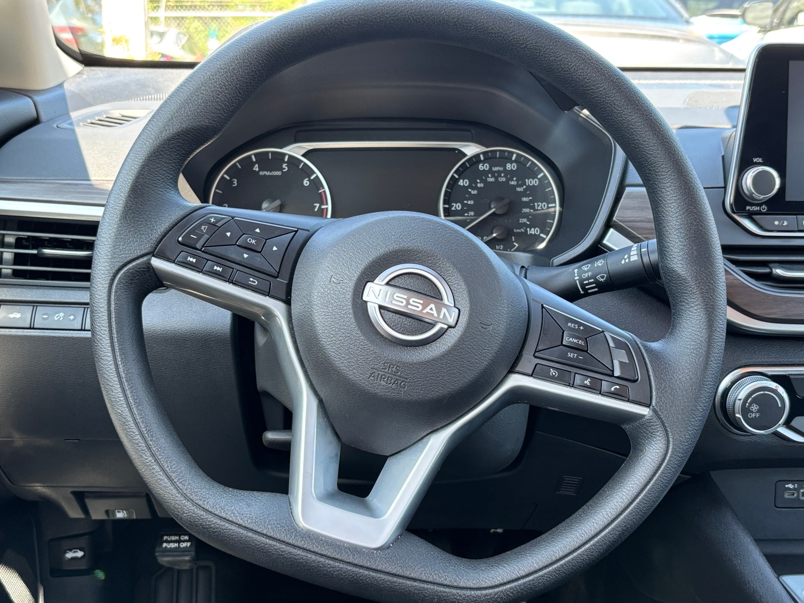 Thumbnail: 2025 Nissan Altima - 5