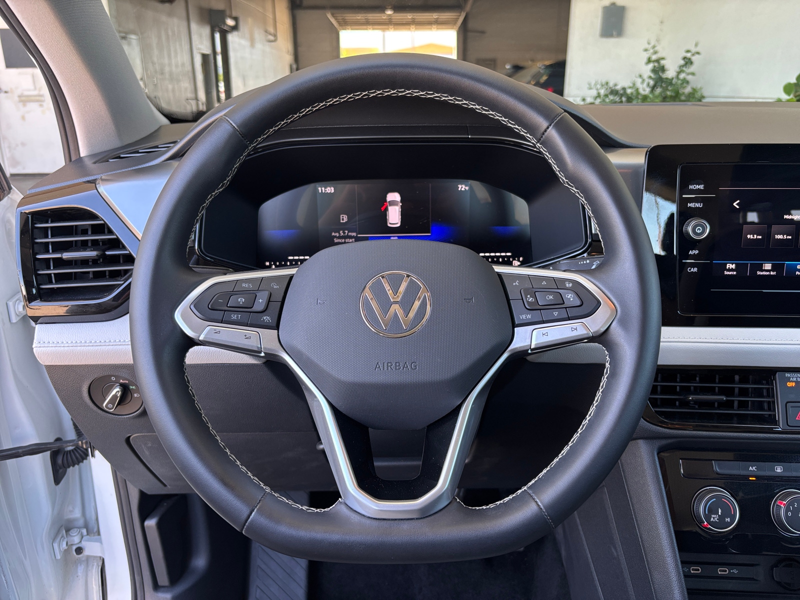 Thumbnail: 2026 Volkswagen Taos - 5