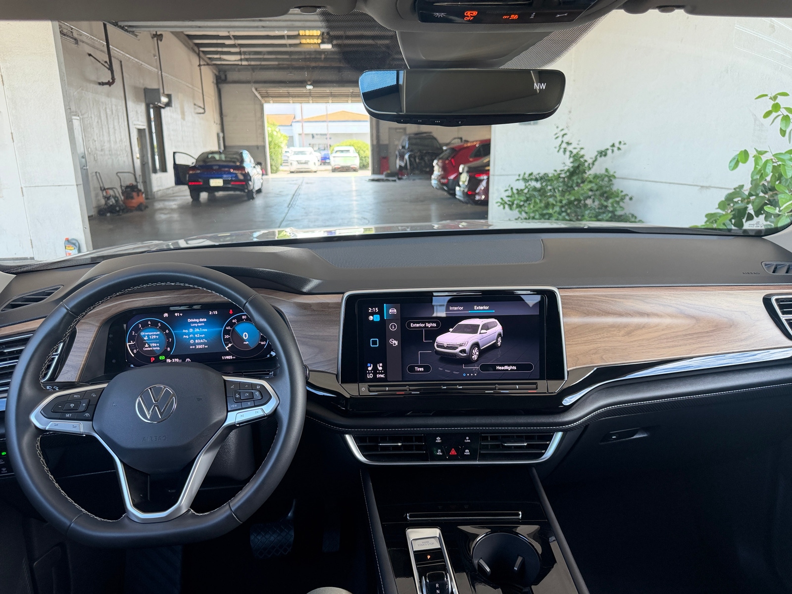Thumbnail: 2026 Volkswagen Atlas - 3