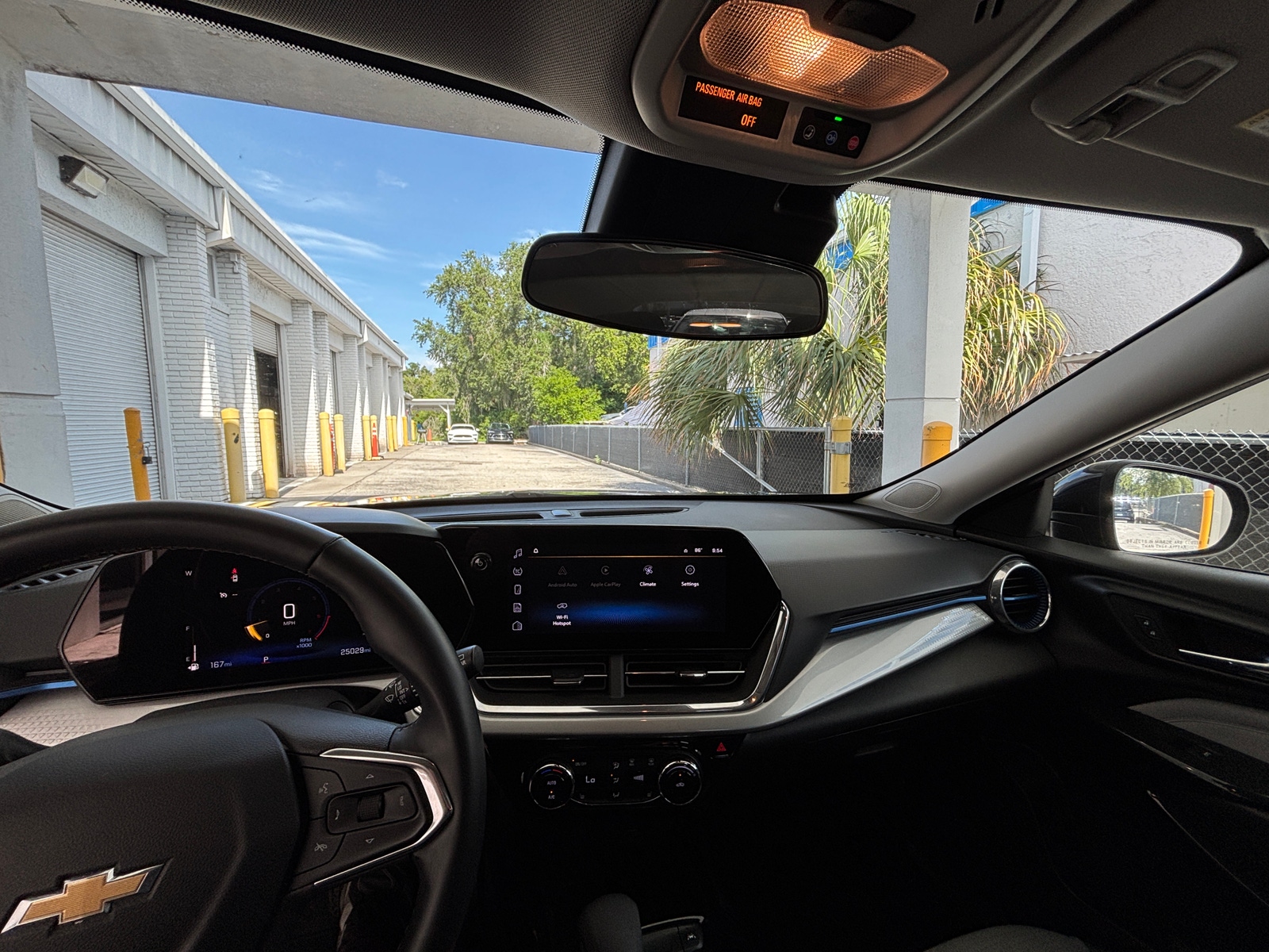 Thumbnail: 2025 Chevrolet Trax - 3