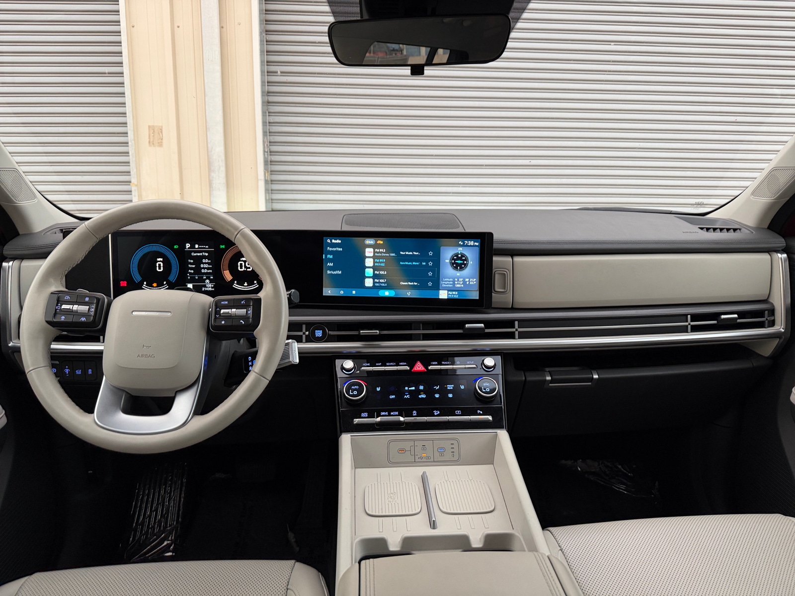 Thumbnail: 2025 Hyundai Santa Fe - 3