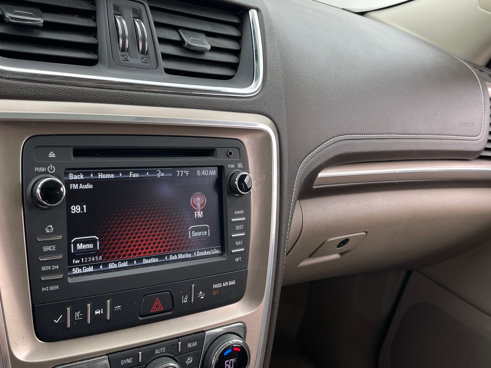Thumbnail: 2016 GMC Acadia - 3