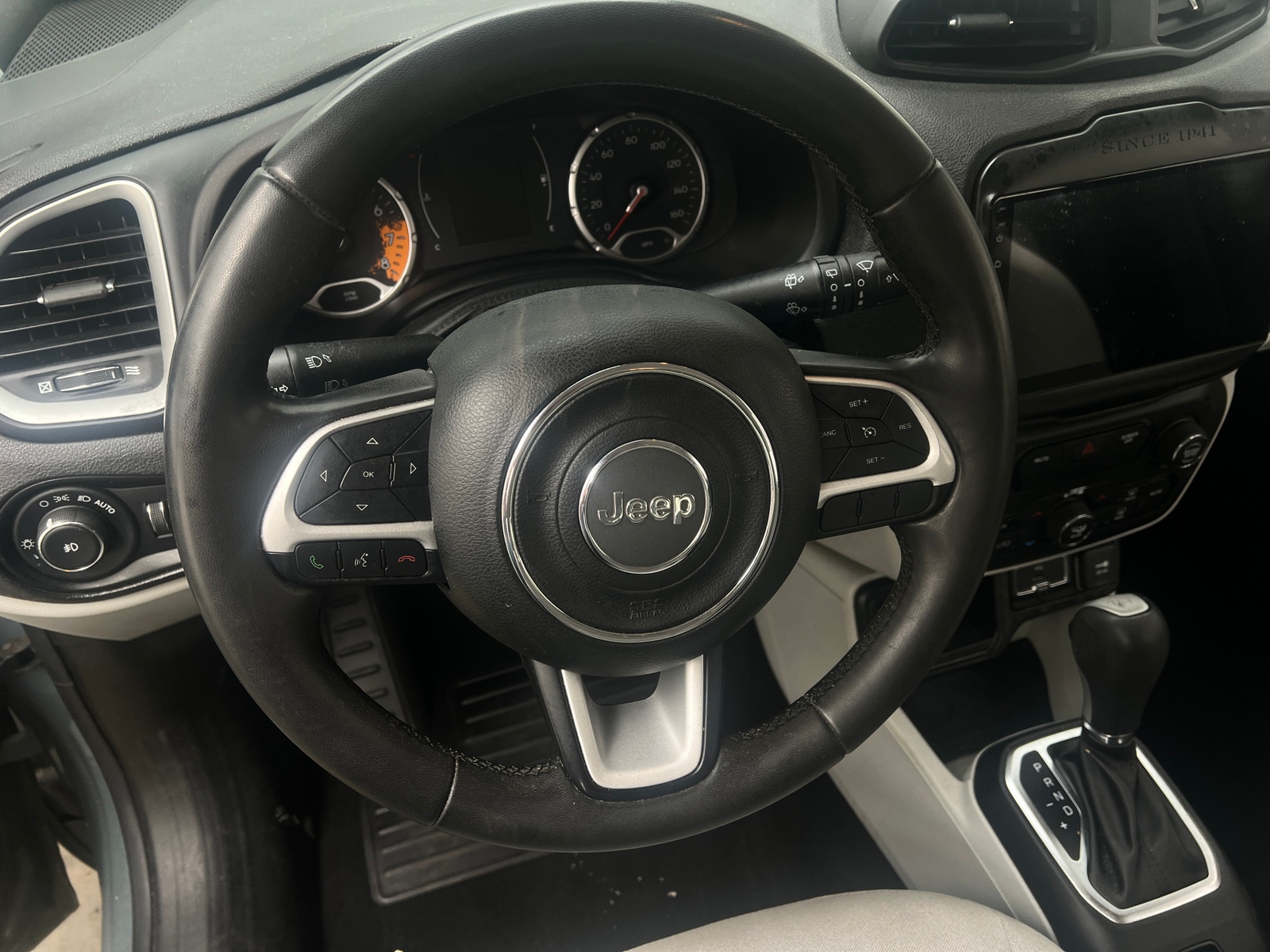Thumbnail: 2018 Jeep Renegade - 5