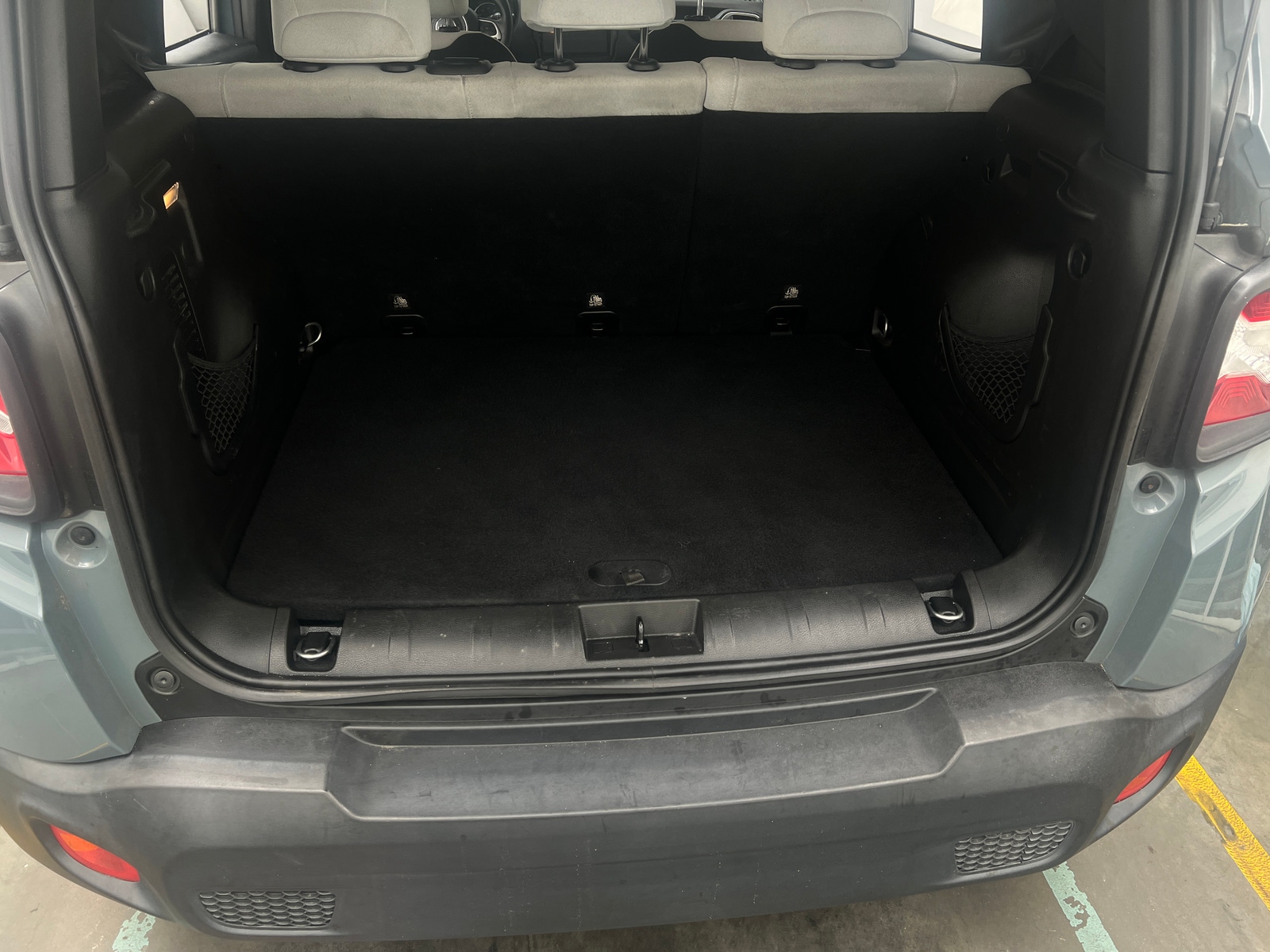 Thumbnail: 2018 Jeep Renegade - 7