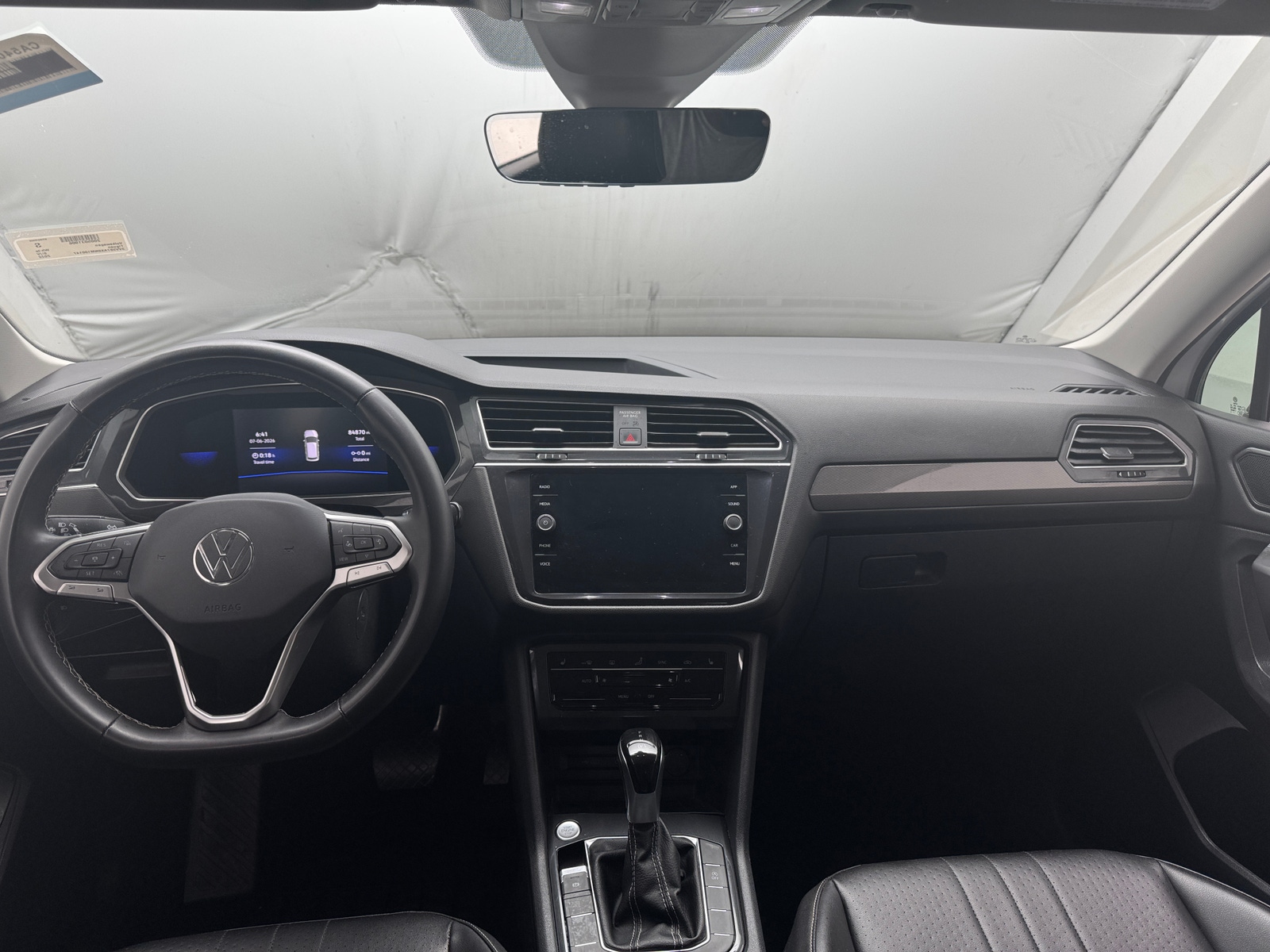 Thumbnail: 2022 Volkswagen Tiguan - 2