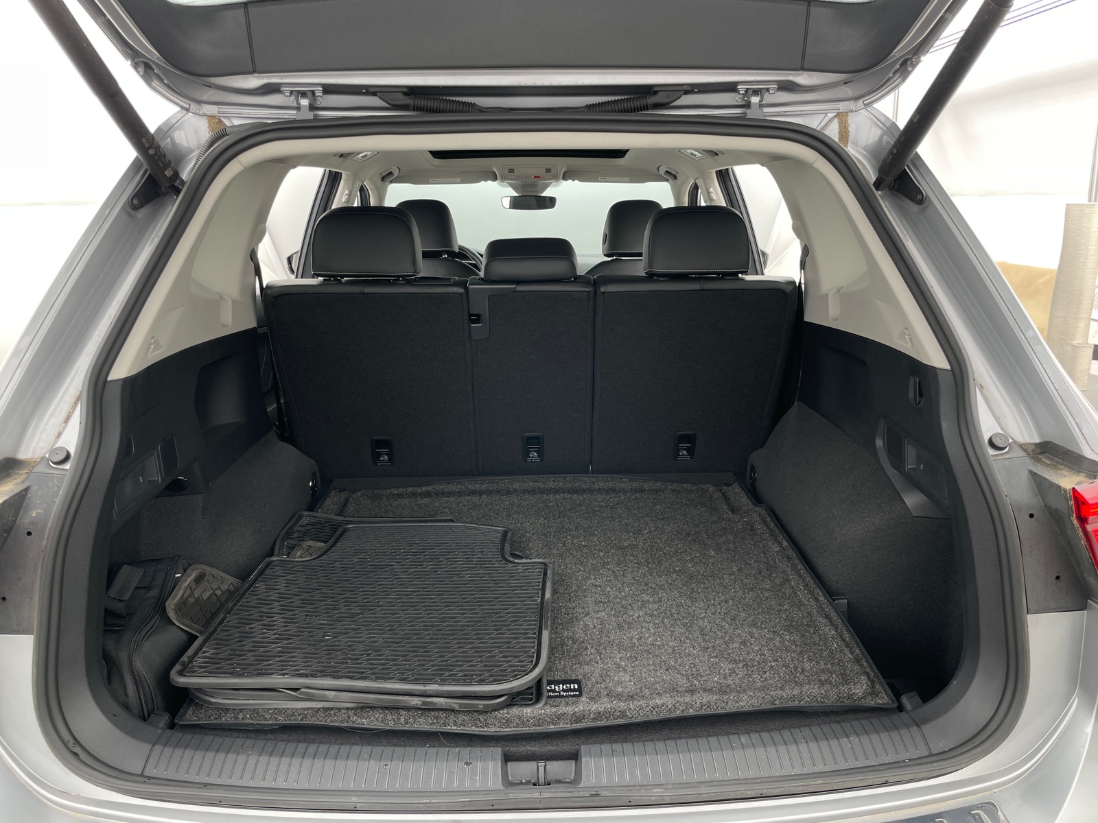 Thumbnail: 2024 Volkswagen Tiguan - 6