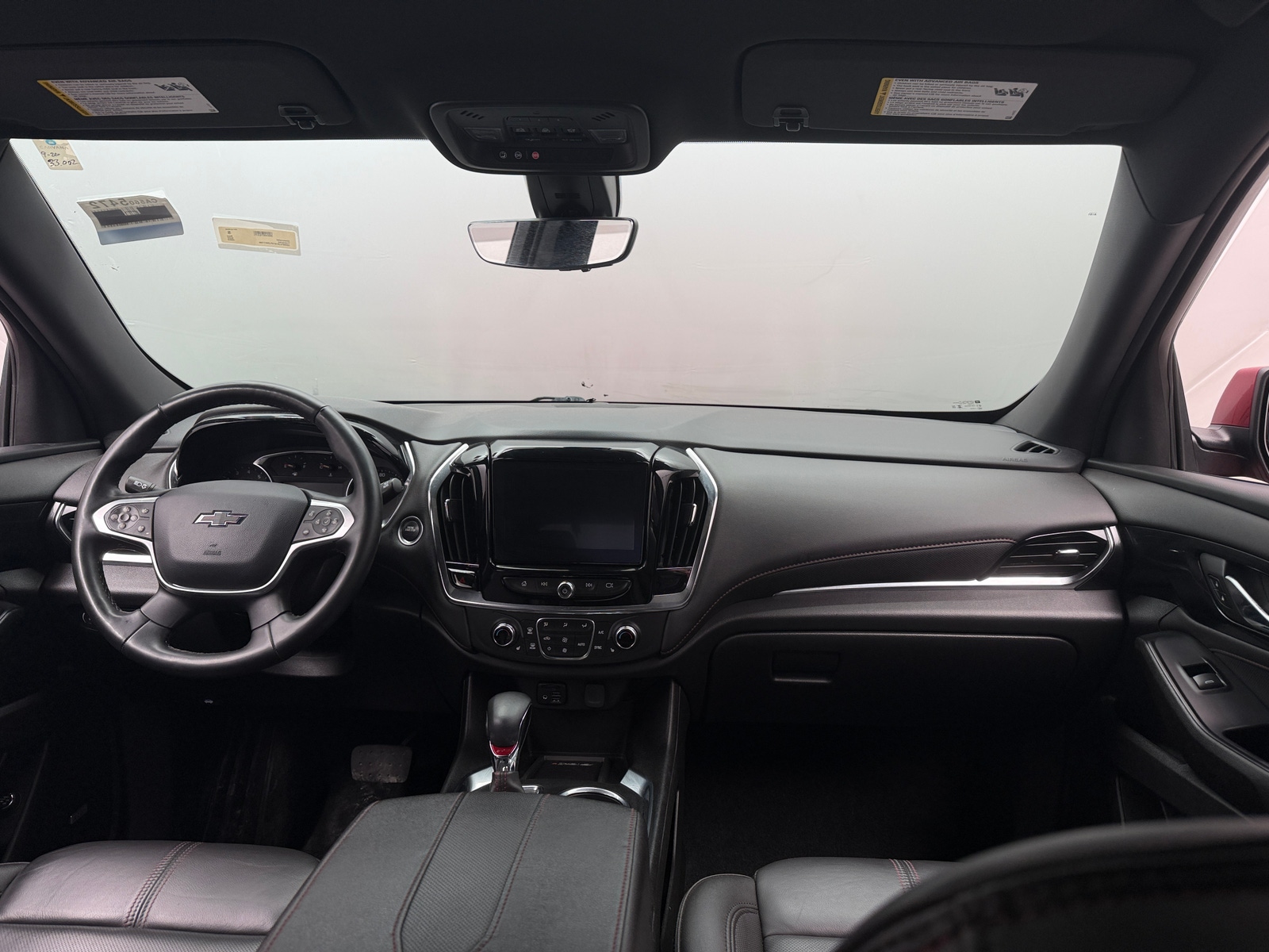 Thumbnail: 2023 Chevrolet Traverse - 2
