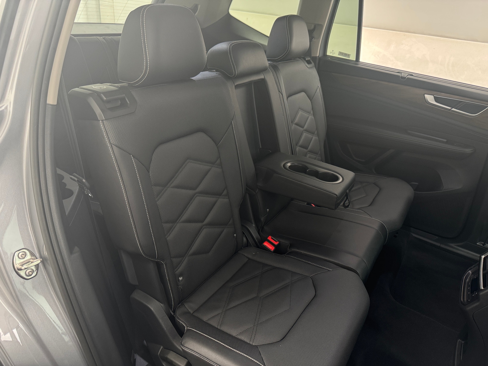 Thumbnail: 2025 Volkswagen Atlas - 6