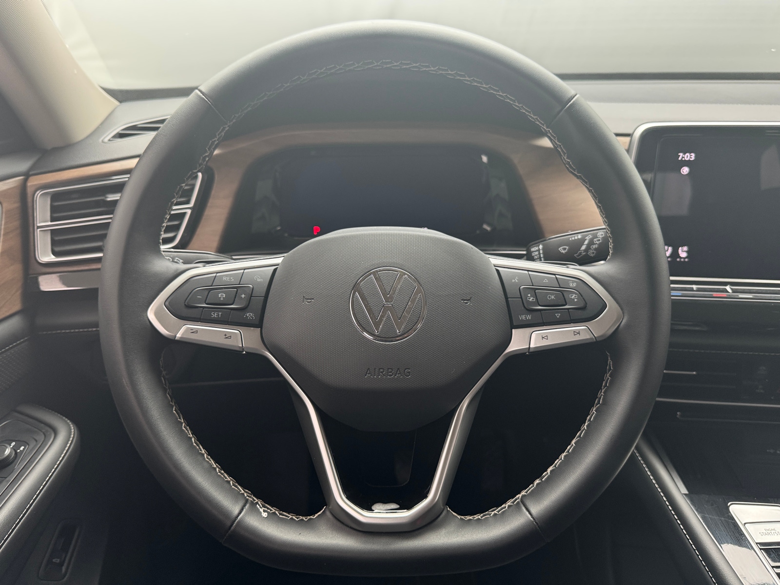 Thumbnail: 2025 Volkswagen Atlas - 5