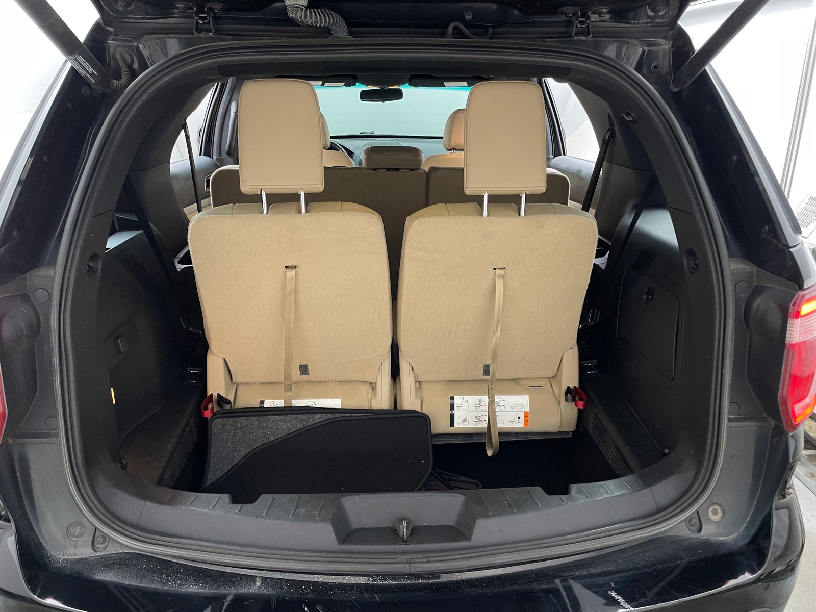 Thumbnail: 2016 Ford Explorer - 6