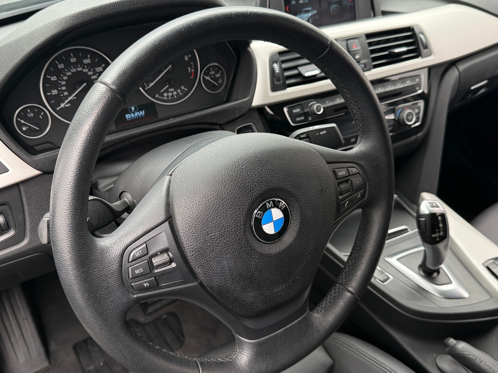 Thumbnail: 2018 BMW 3 Series - 4