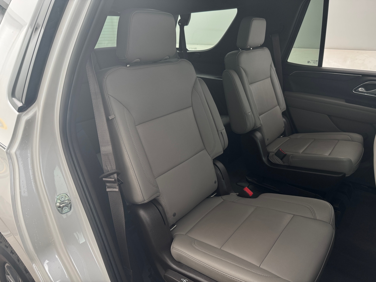 Thumbnail: 2022 Chevrolet Tahoe - 6