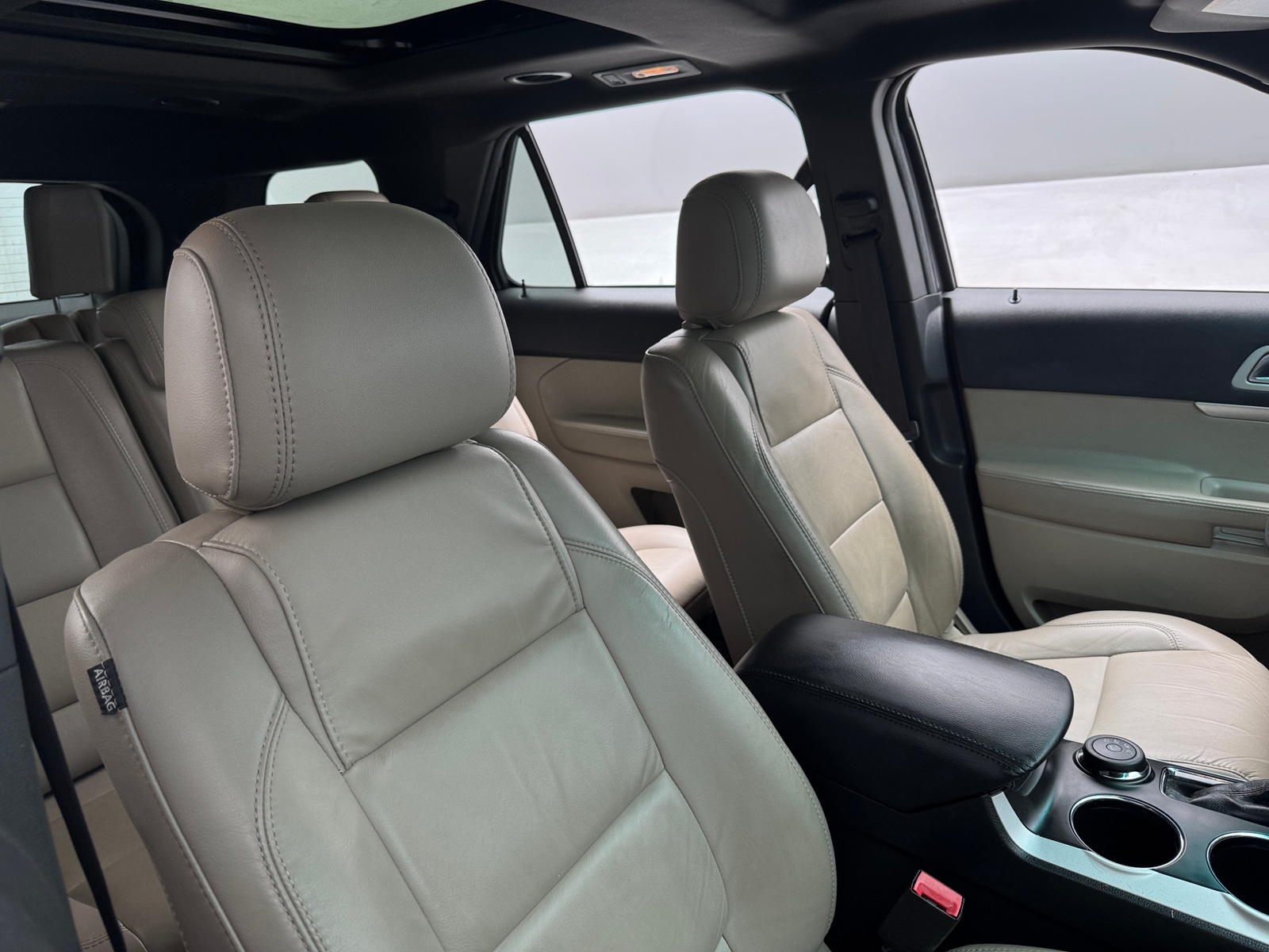 Thumbnail: 2014 Ford Explorer - 2