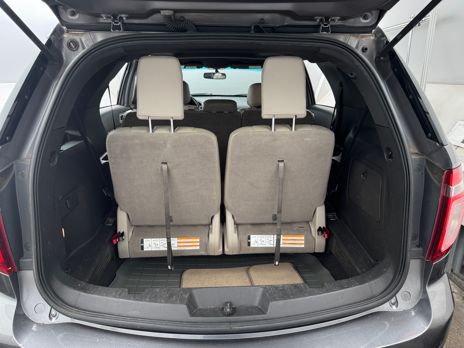 Thumbnail: 2014 Ford Explorer - 7