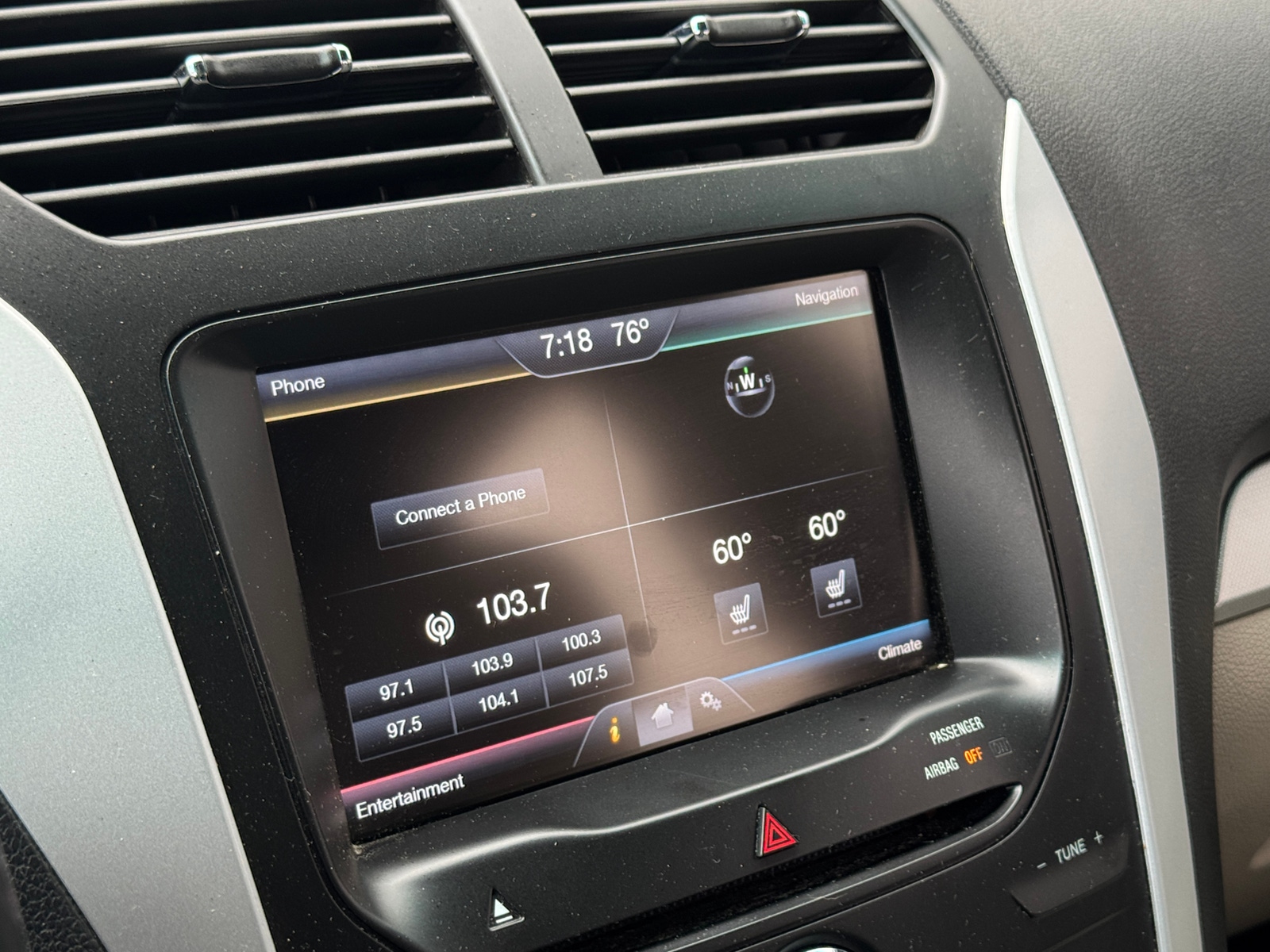 Thumbnail: 2014 Ford Explorer - 4