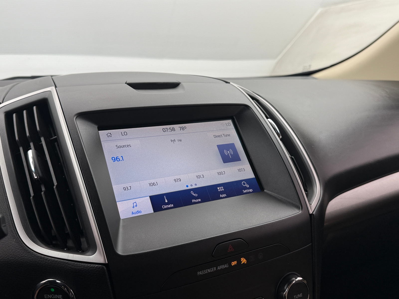 Thumbnail: 2019 Ford Edge - 4
