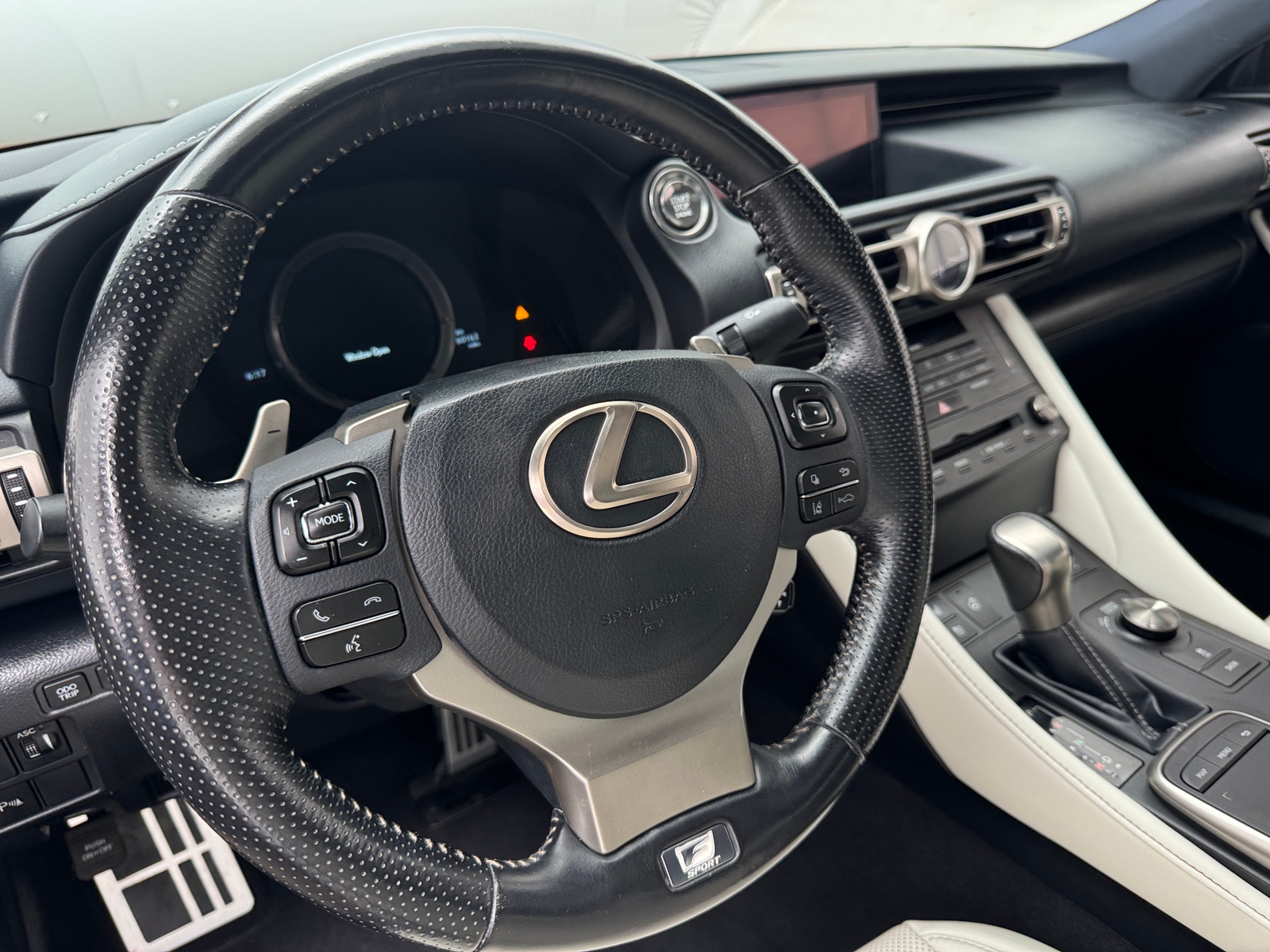 Thumbnail: 2019 Lexus RC - 3