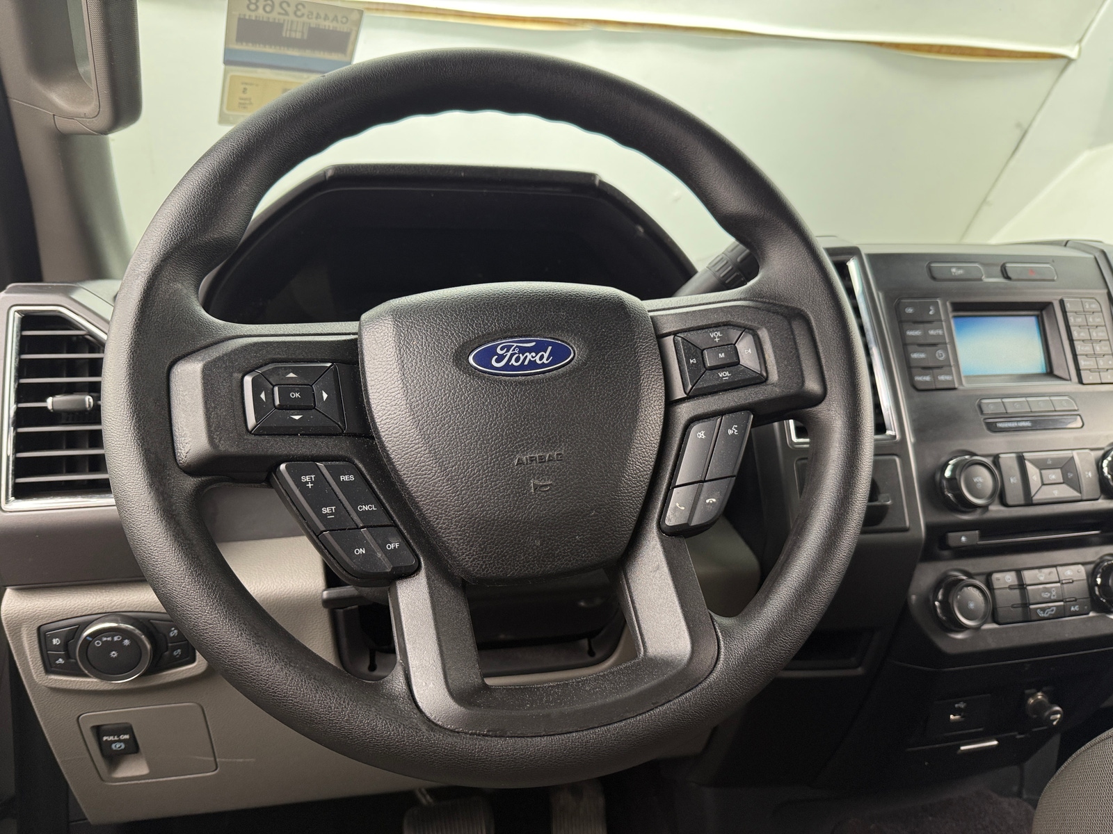 Thumbnail: 2017 Ford Econoline - 5