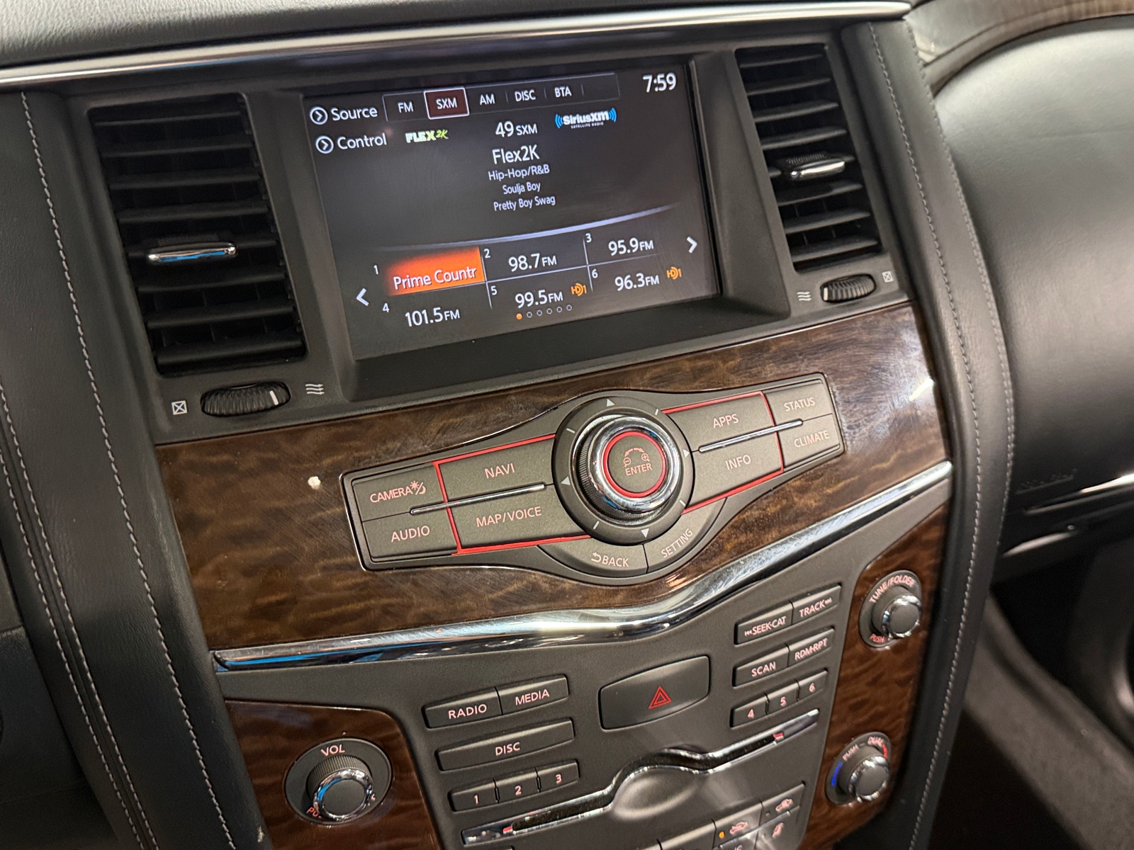 Thumbnail: 2020 Nissan Armada - 3
