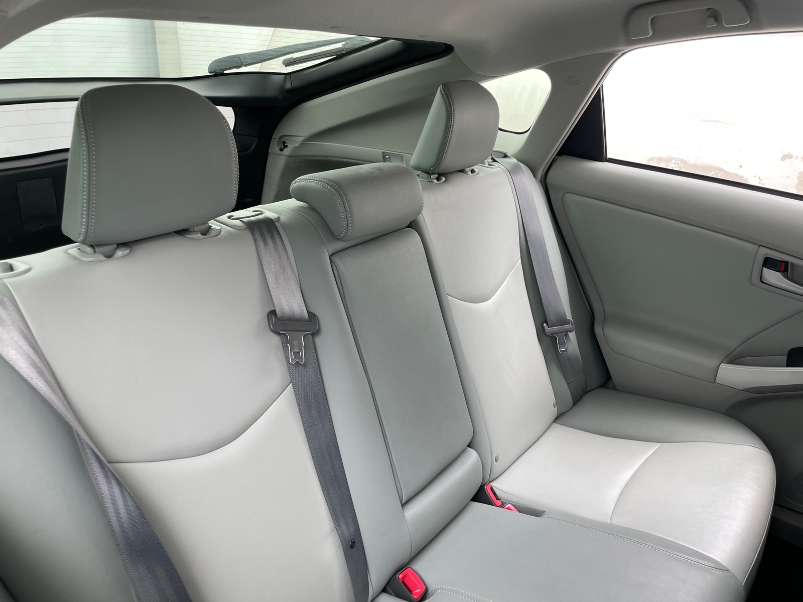 Thumbnail: 2013 Toyota Prius - 6