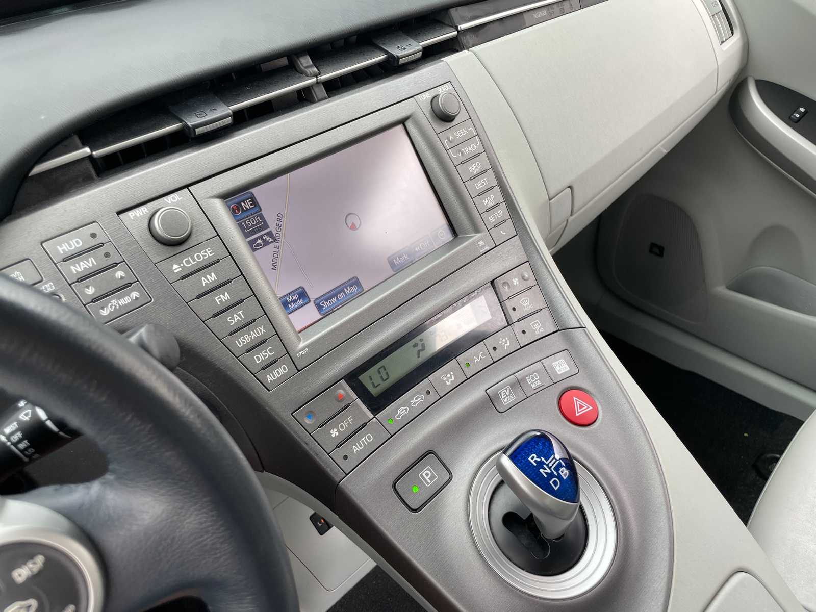Thumbnail: 2013 Toyota Prius - 4