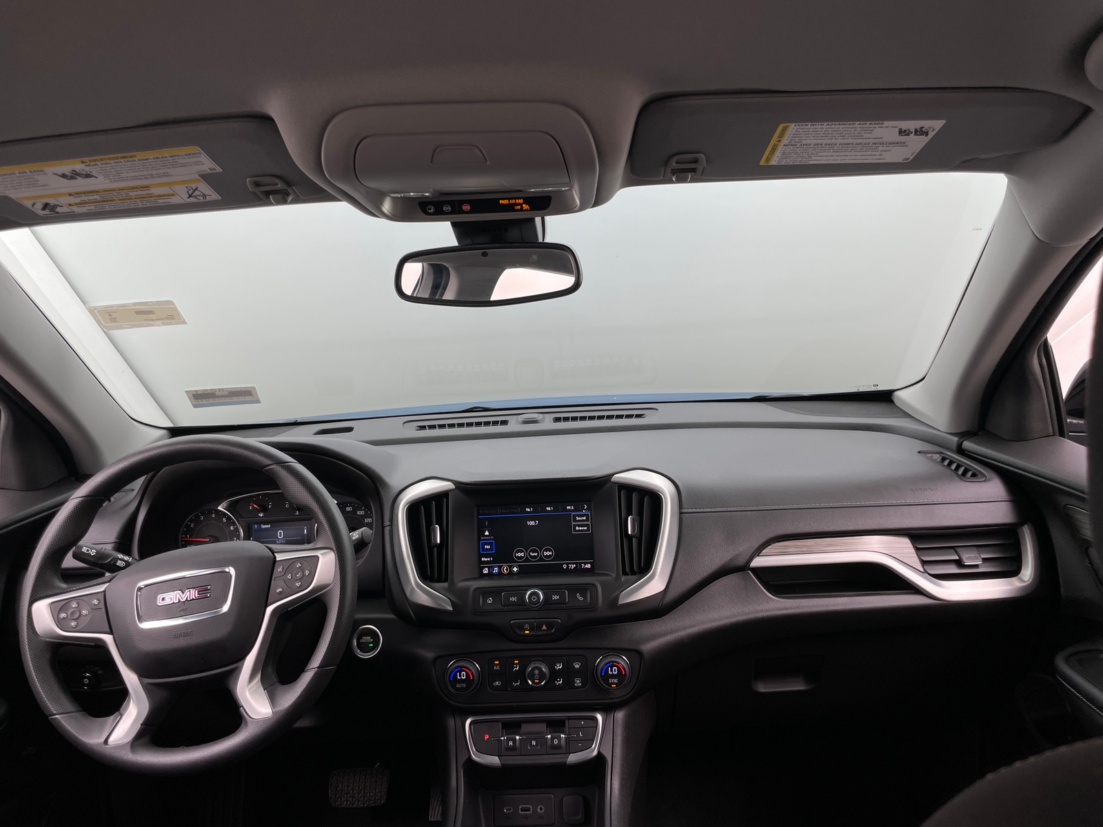 Thumbnail: 2024 GMC Terrain - 3