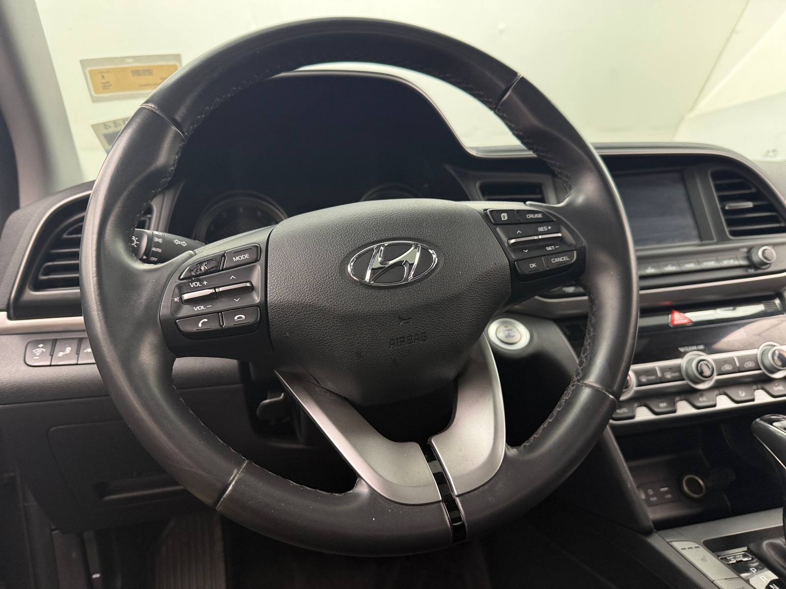 Thumbnail: 2020 Hyundai Elantra - 5