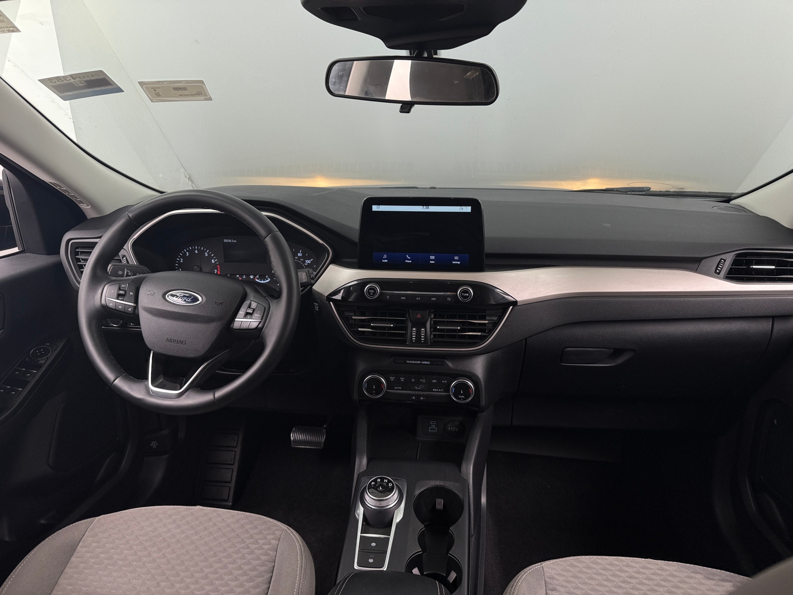 Thumbnail: 2022 Ford Escape - 3