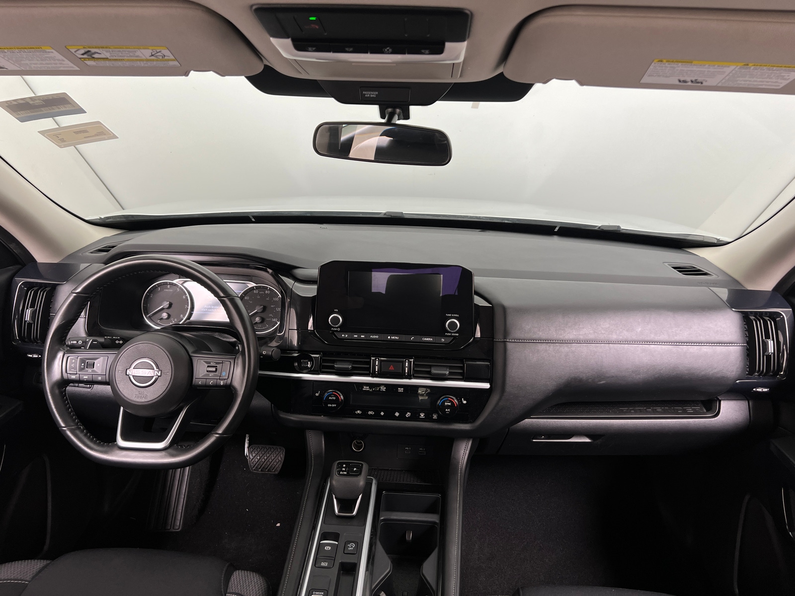Thumbnail: 2025 Nissan Pathfinder - 3