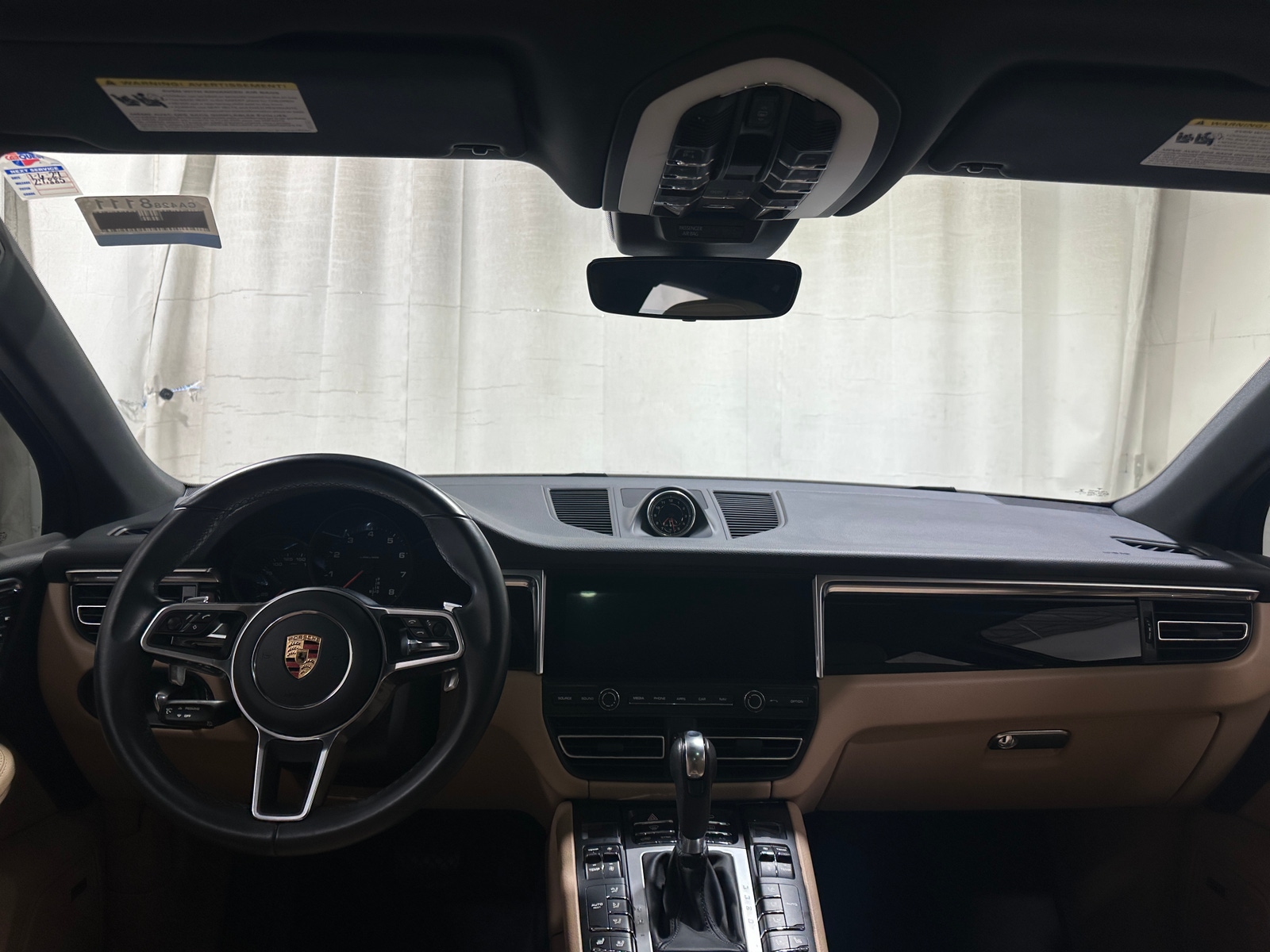 Thumbnail: 2021 Porsche Macan - 2