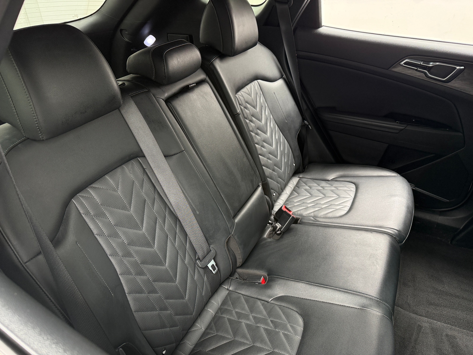 Thumbnail: 2023 Kia Sportage - 5