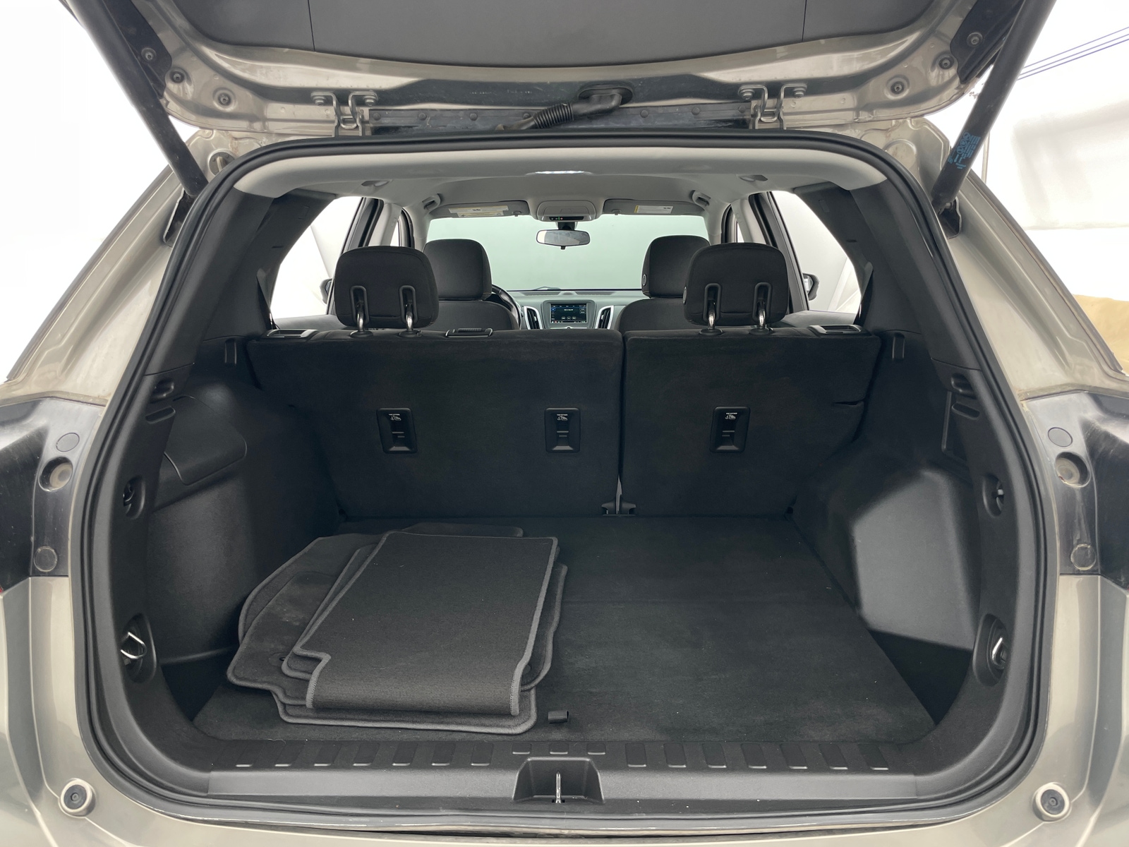 Thumbnail: 2019 Chevrolet Equinox - 7