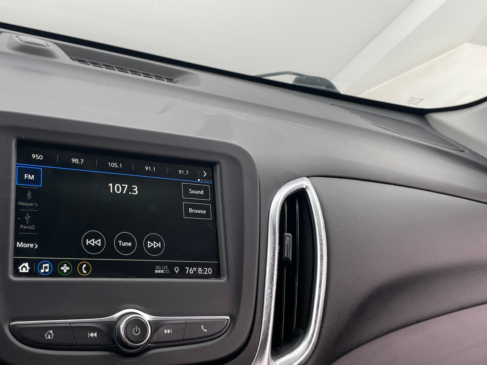 Thumbnail: 2019 Chevrolet Equinox - 4