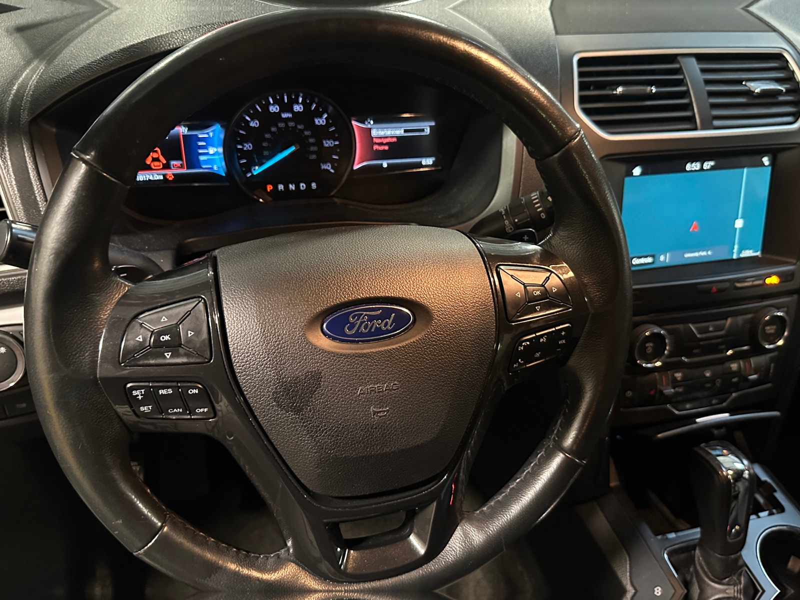 Thumbnail: 2017 Ford Explorer - 5