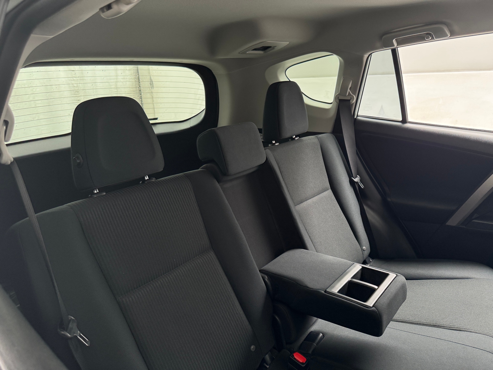 Thumbnail: 2018 Toyota RAV4 - 6