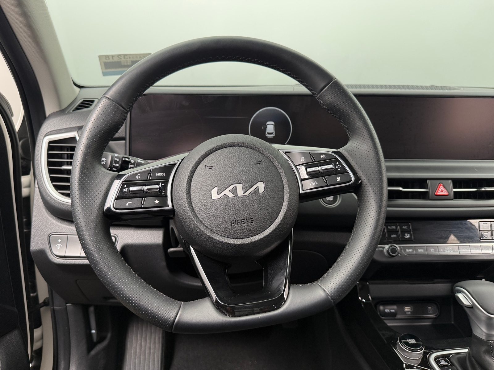 Thumbnail: 2026 Kia Seltos - 4