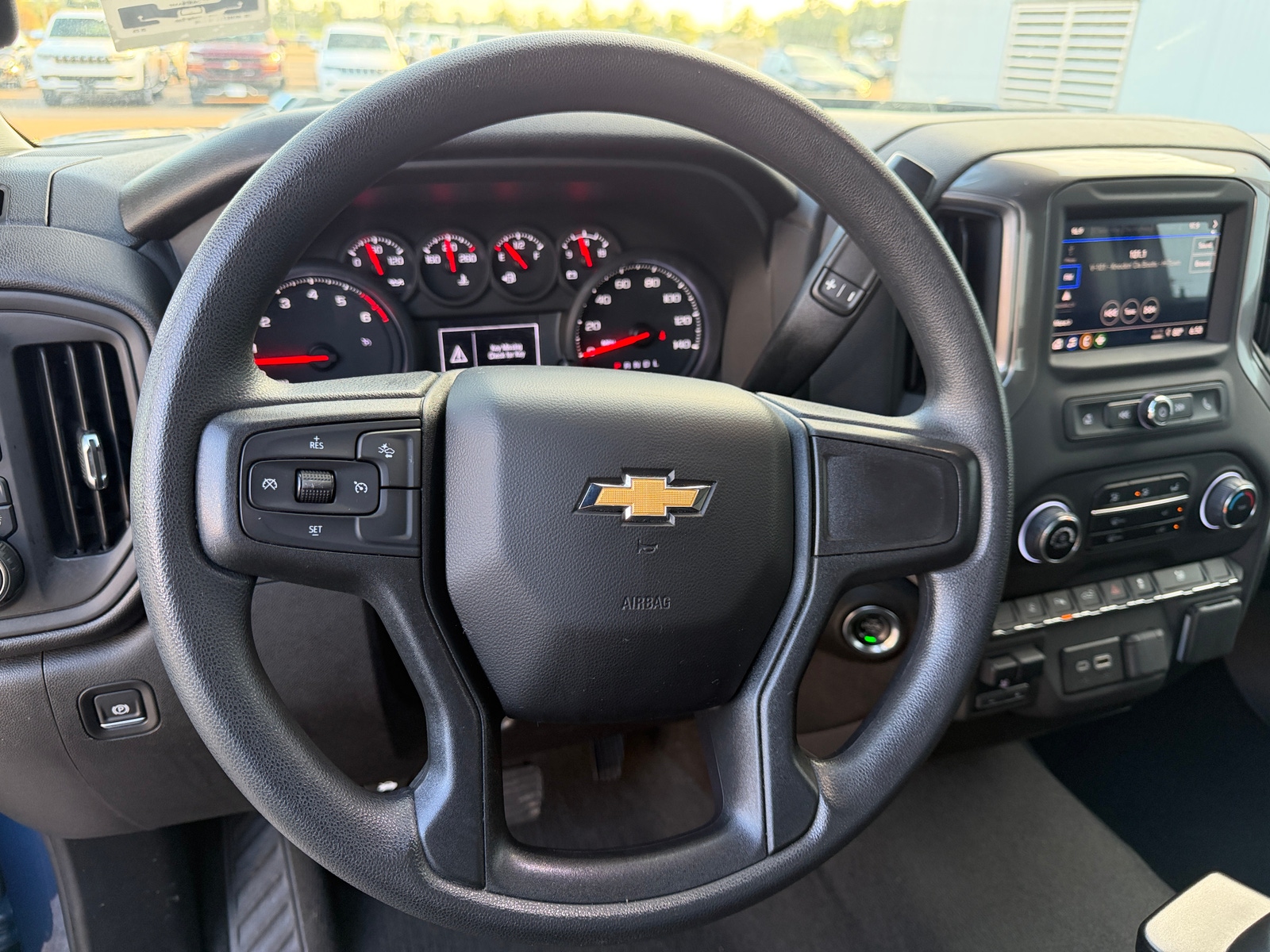 Thumbnail: 2025 Chevrolet Silverado 2500 - 5