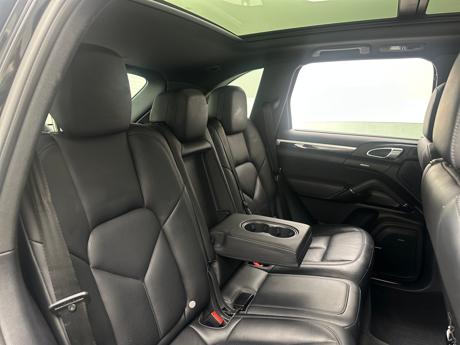 Thumbnail: 2016 Porsche Cayenne - 5