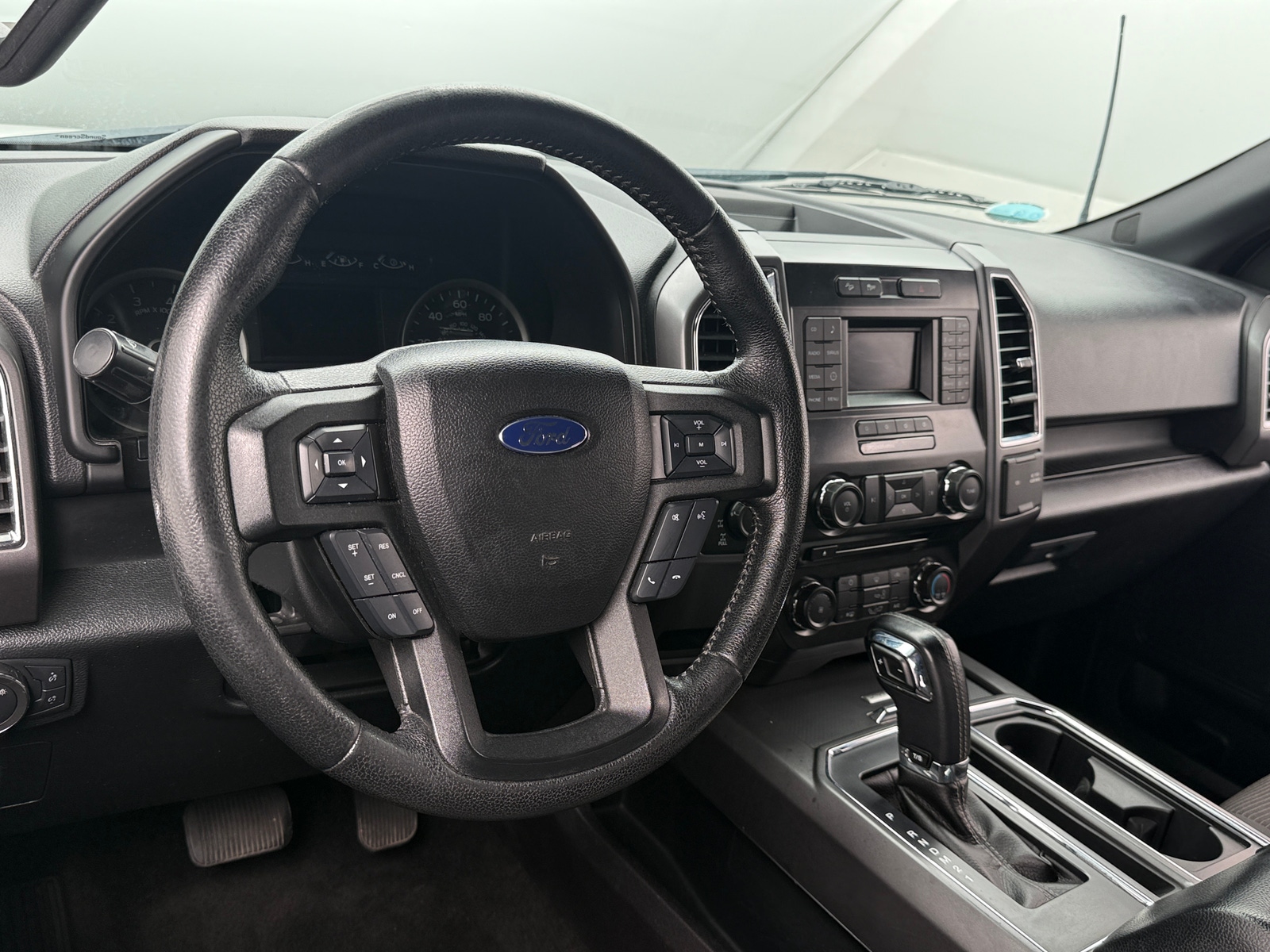 Thumbnail: 2015 Ford Econoline - 5
