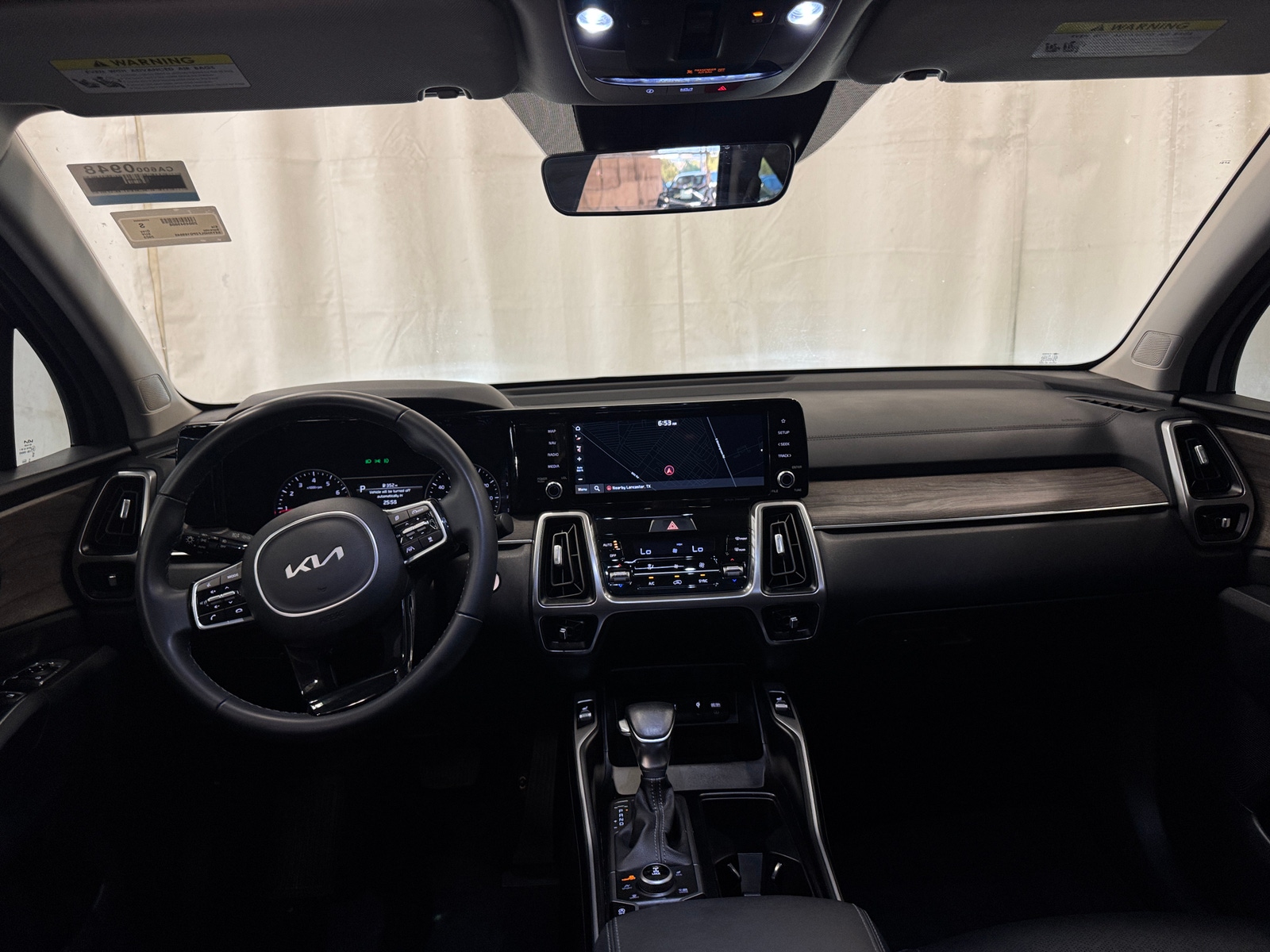 Thumbnail: 2023 Kia Sorento - 2