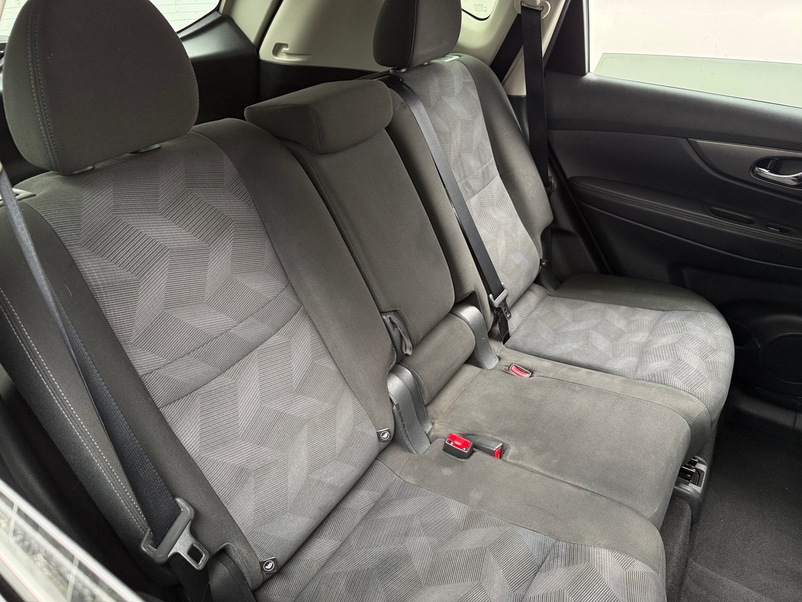 Thumbnail: 2016 Nissan Rogue - 6