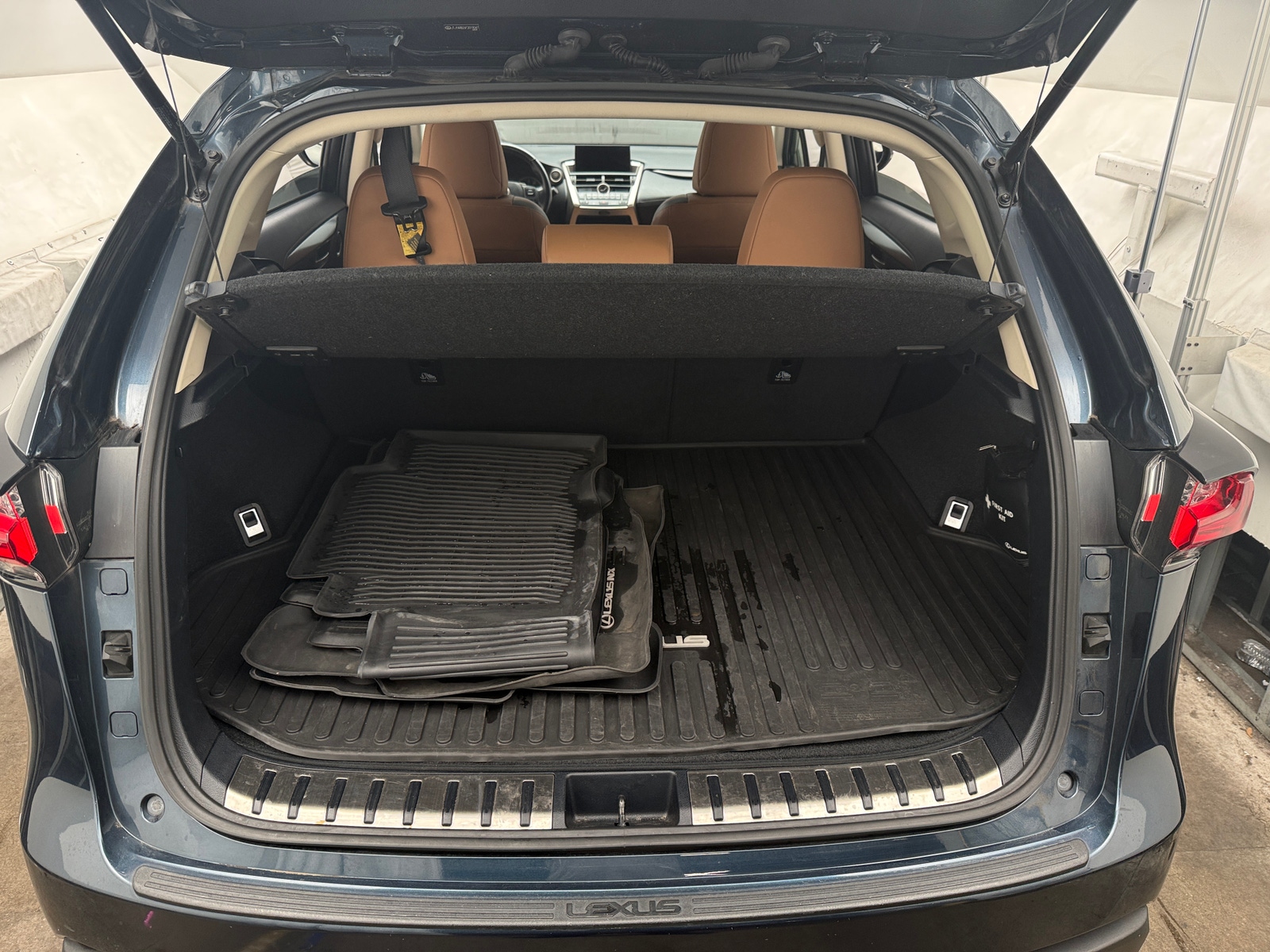 Thumbnail: 2015 Lexus NX - 6